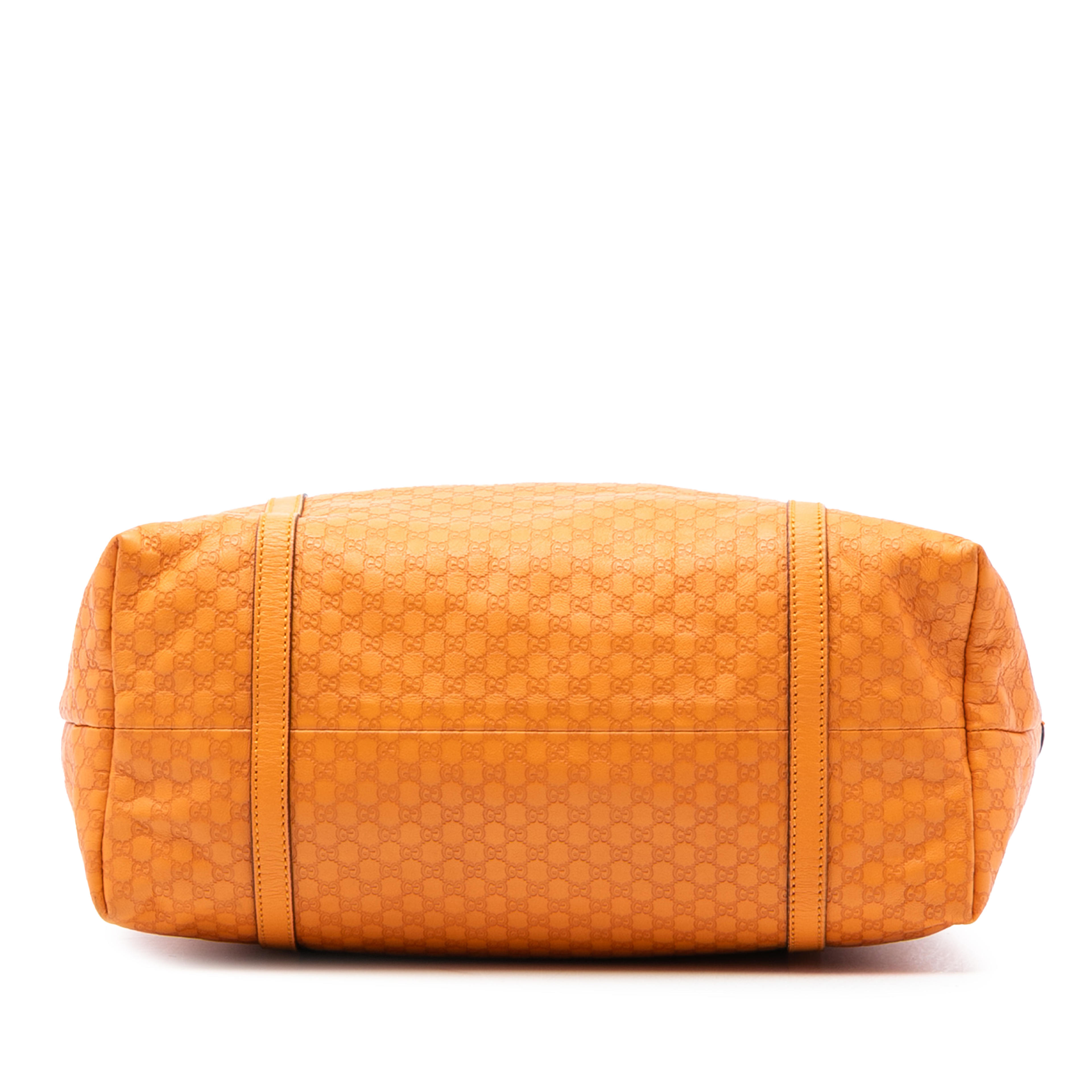 Gucci Microguccissima Nice Tote, från Luxclusif, i färgen orange. Klicka för att öppna bilden i stort format