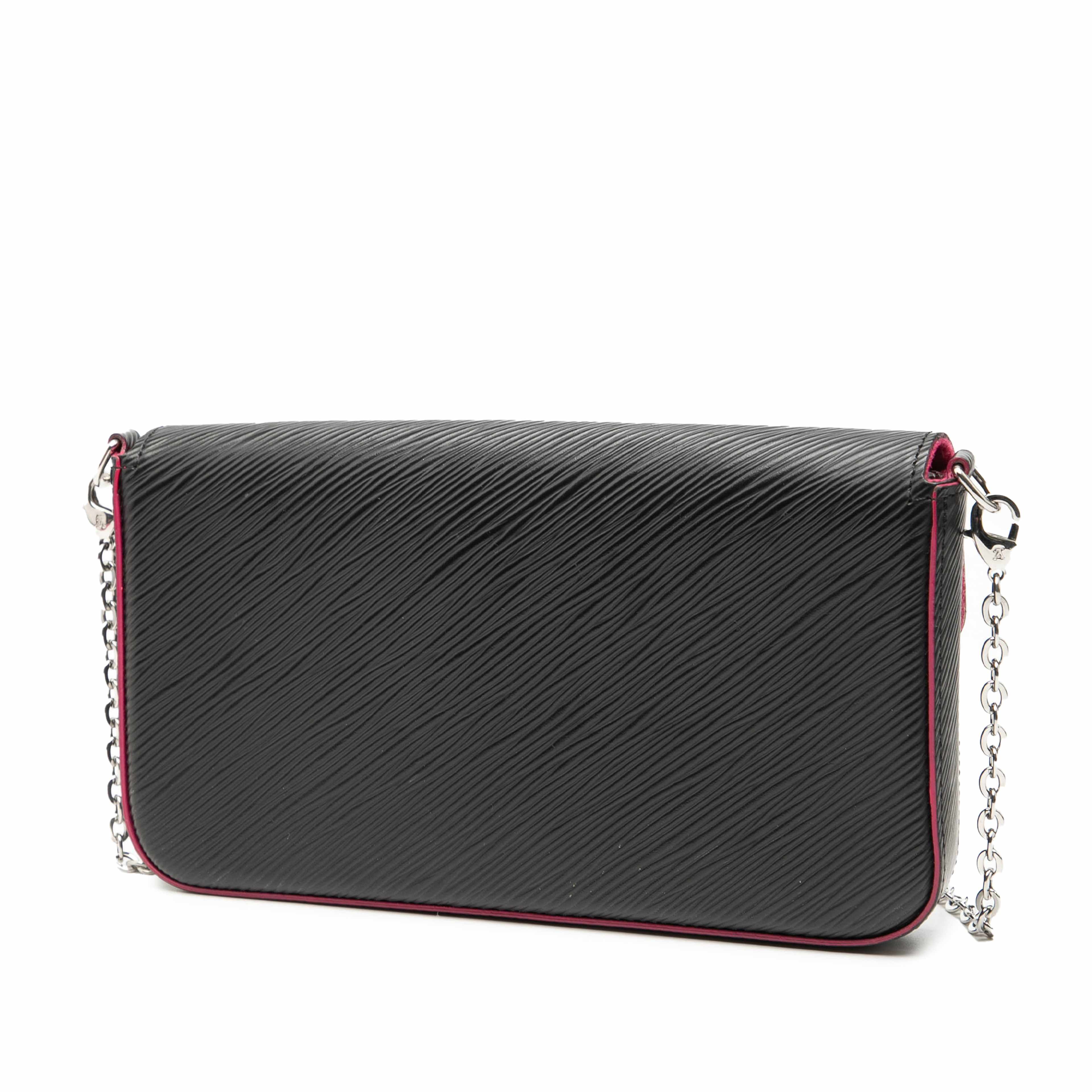 Louis Vuitton Epi Pochette Felicie, från Luxclusif, i färgen svart. Klicka för att öppna bilden i stort format