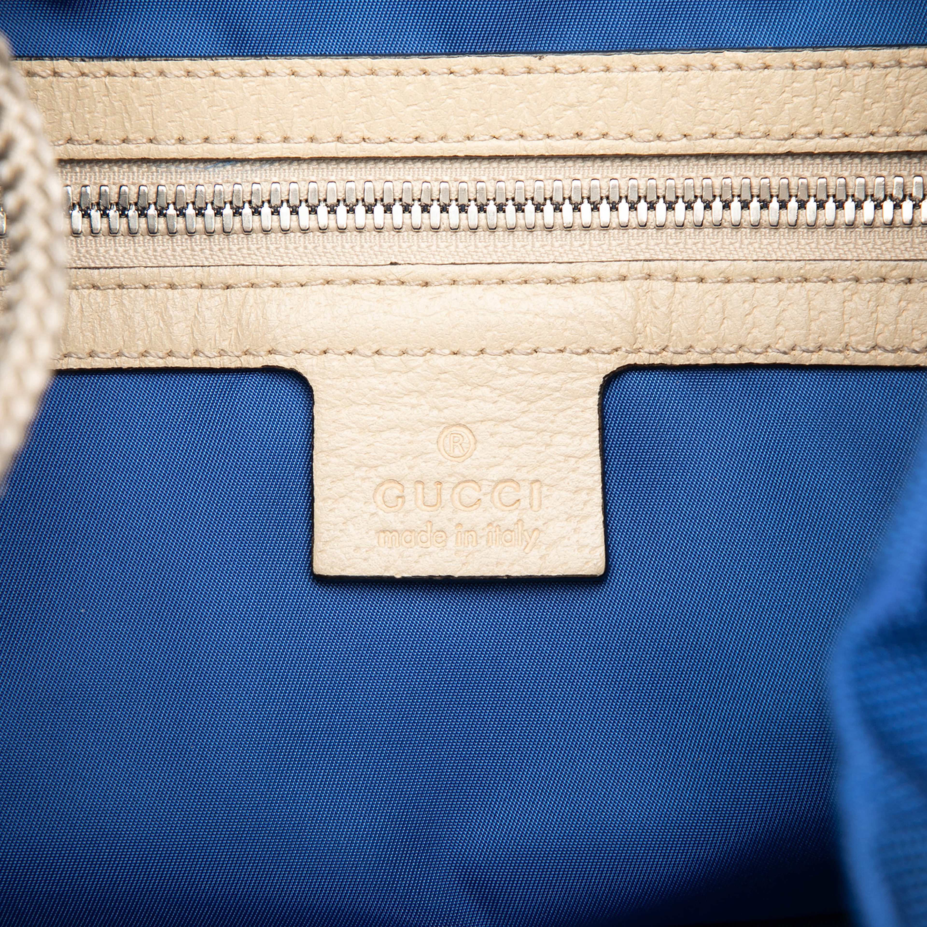 Gucci Gg Nylon Off The Grid Backpack, från Luxclusif, i färgen blue. Klicka för att öppna bilden i stort format