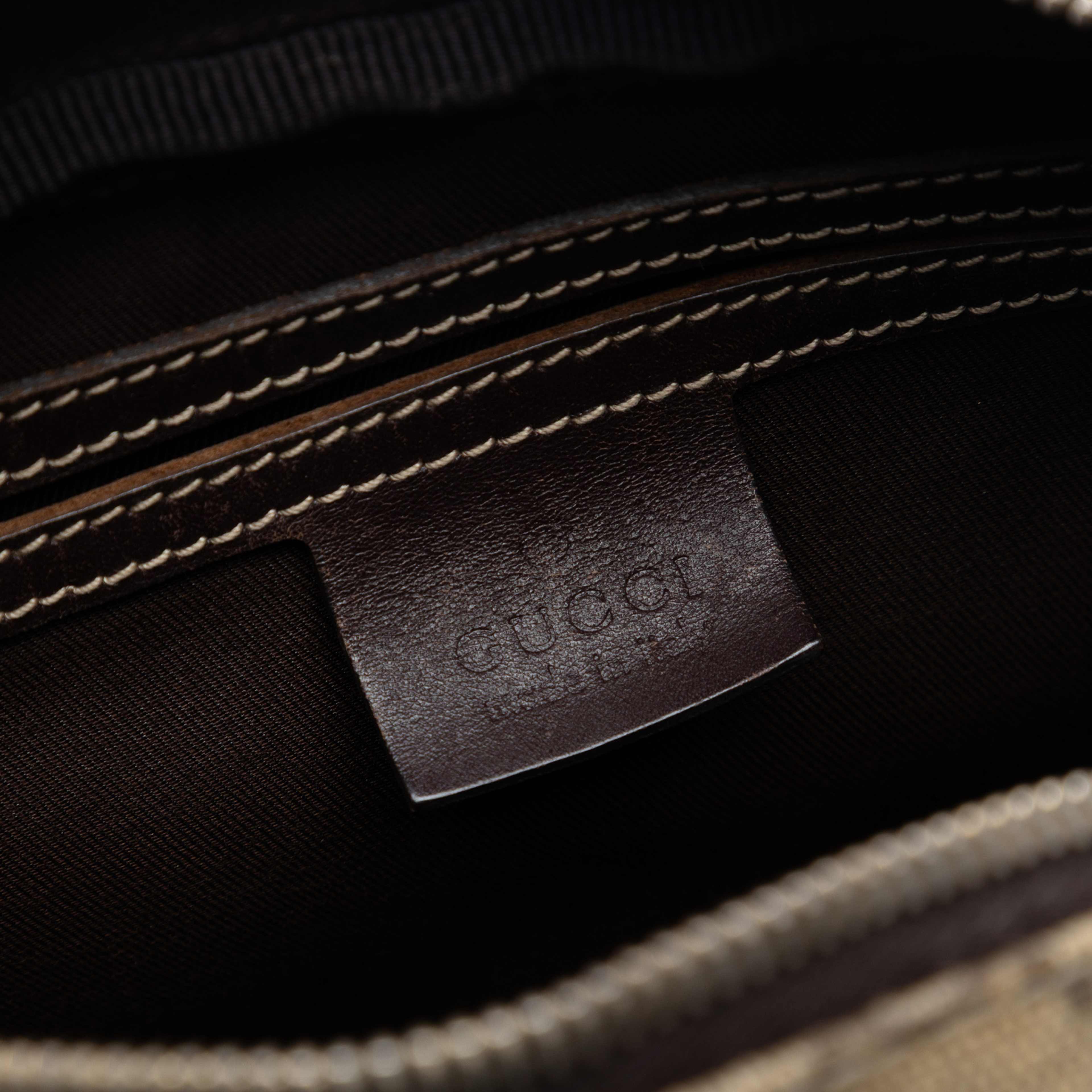 Gucci Gg Supreme Crossbody, från Luxclusif, i färgen beige. Klicka för att öppna bilden i stort format