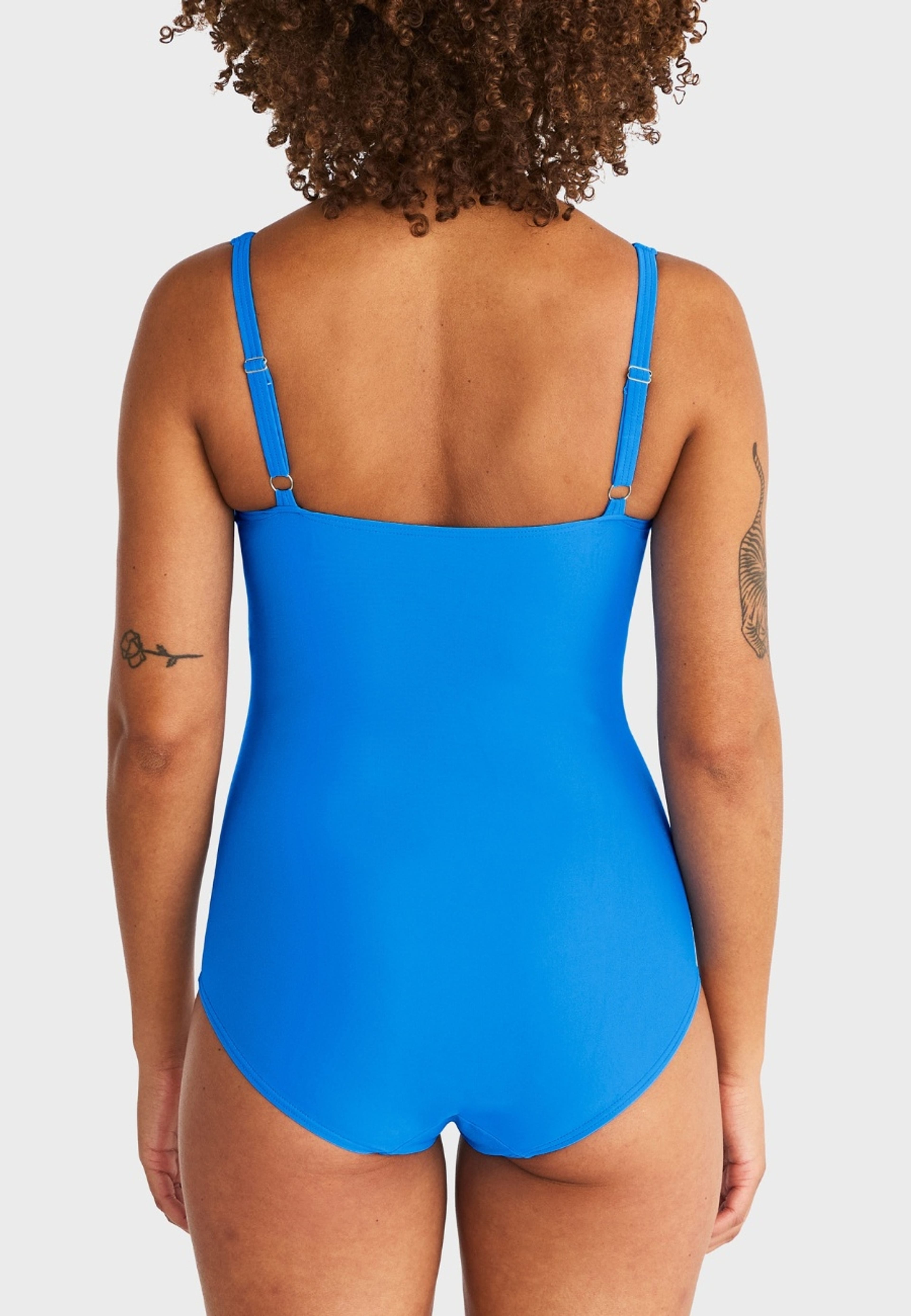 Sorrento Excellent Swimsuit, från Swegmark, i färgen ibiza blue. Klicka för att öppna bilden i stort format