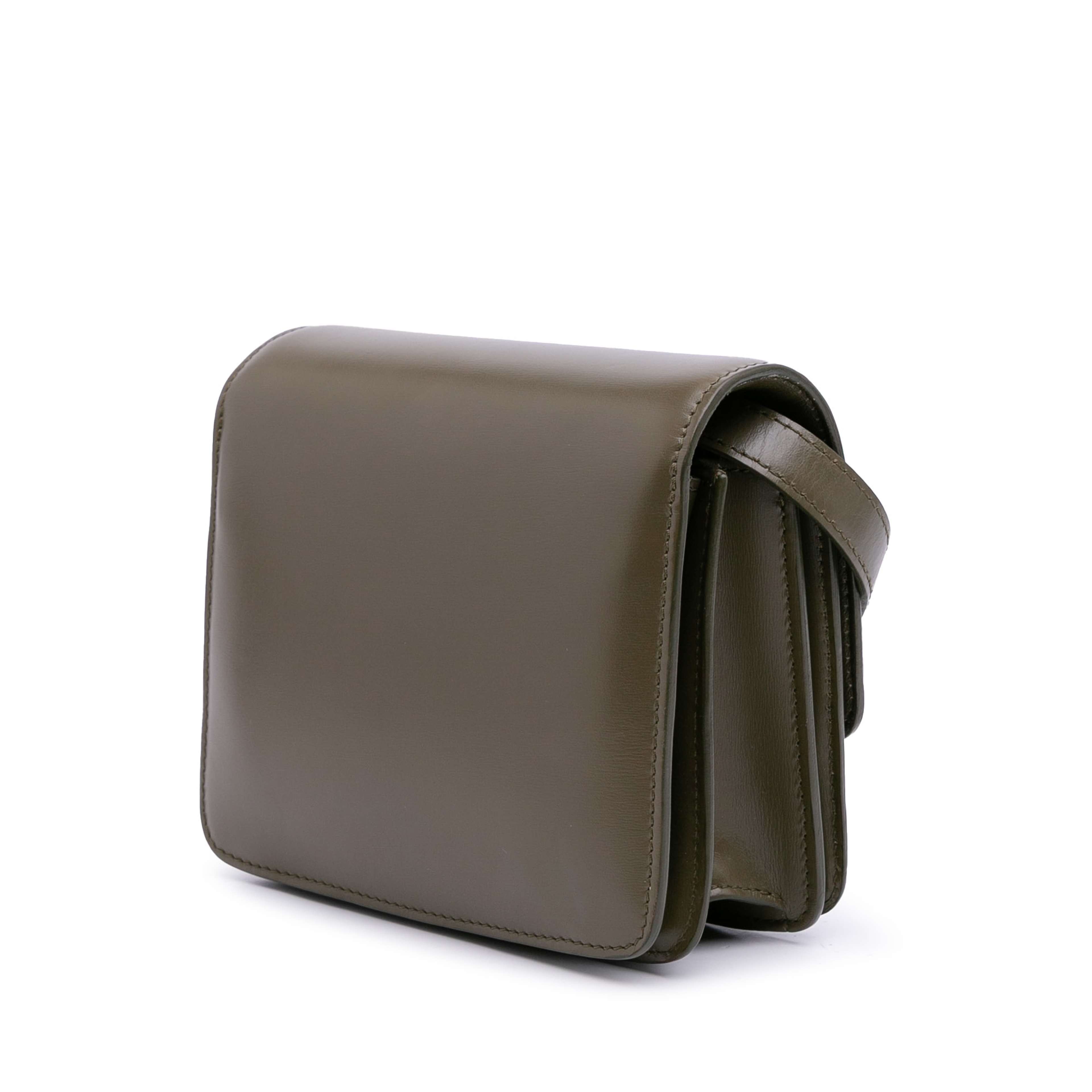 Celine Small Calfskin Classic Box, från Luxclusif, i färgen dark khaki.