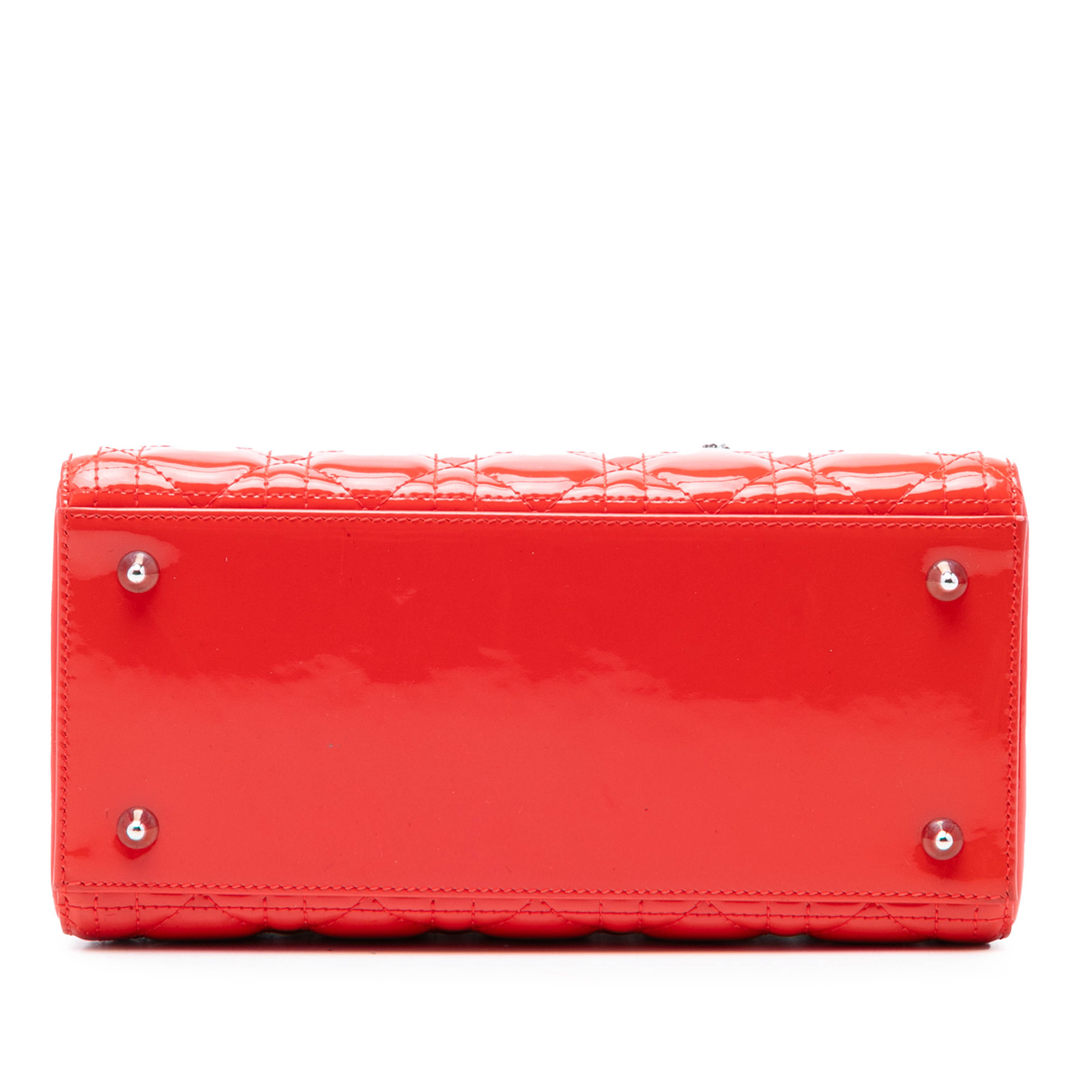 Dior Medium Patent Cannage Lady Dior, från Luxclusif, i färgen orange. Klicka för att öppna bilden i stort format
