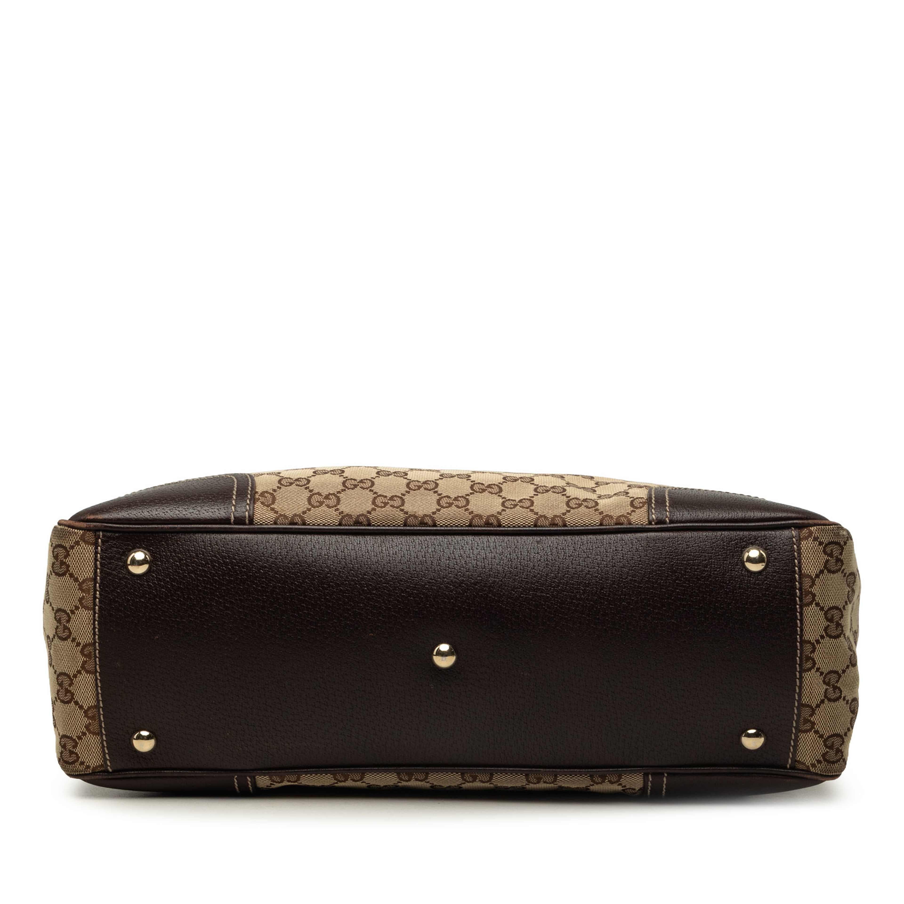 Gucci Gg Canvas Princy Shoulder Bag, från Luxclusif, i färgen beige. Klicka för att öppna bilden i stort format