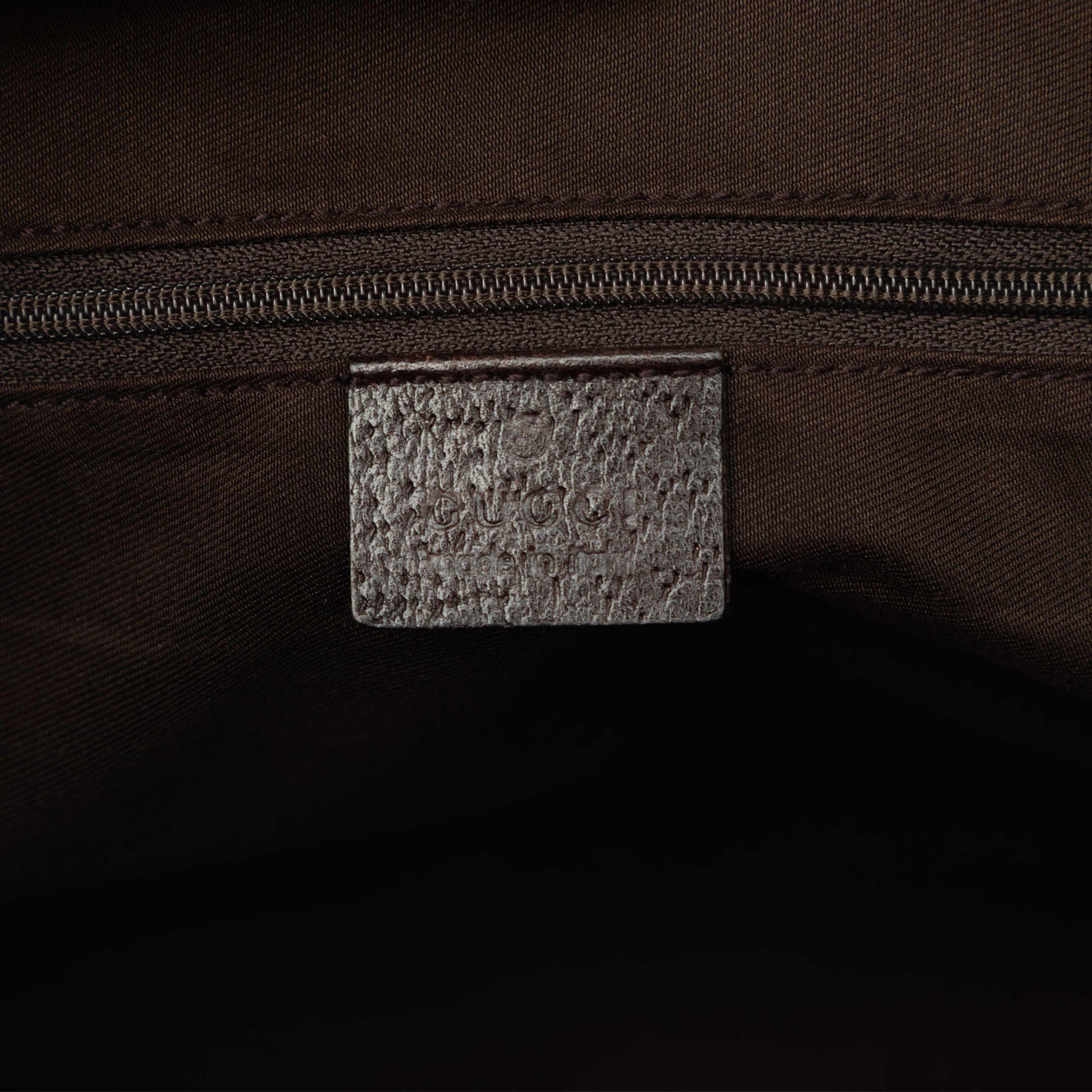 Gucci Gg Canvas Princy Shoulder Bag, från Luxclusif, i färgen beige. Klicka för att öppna bilden i stort format
