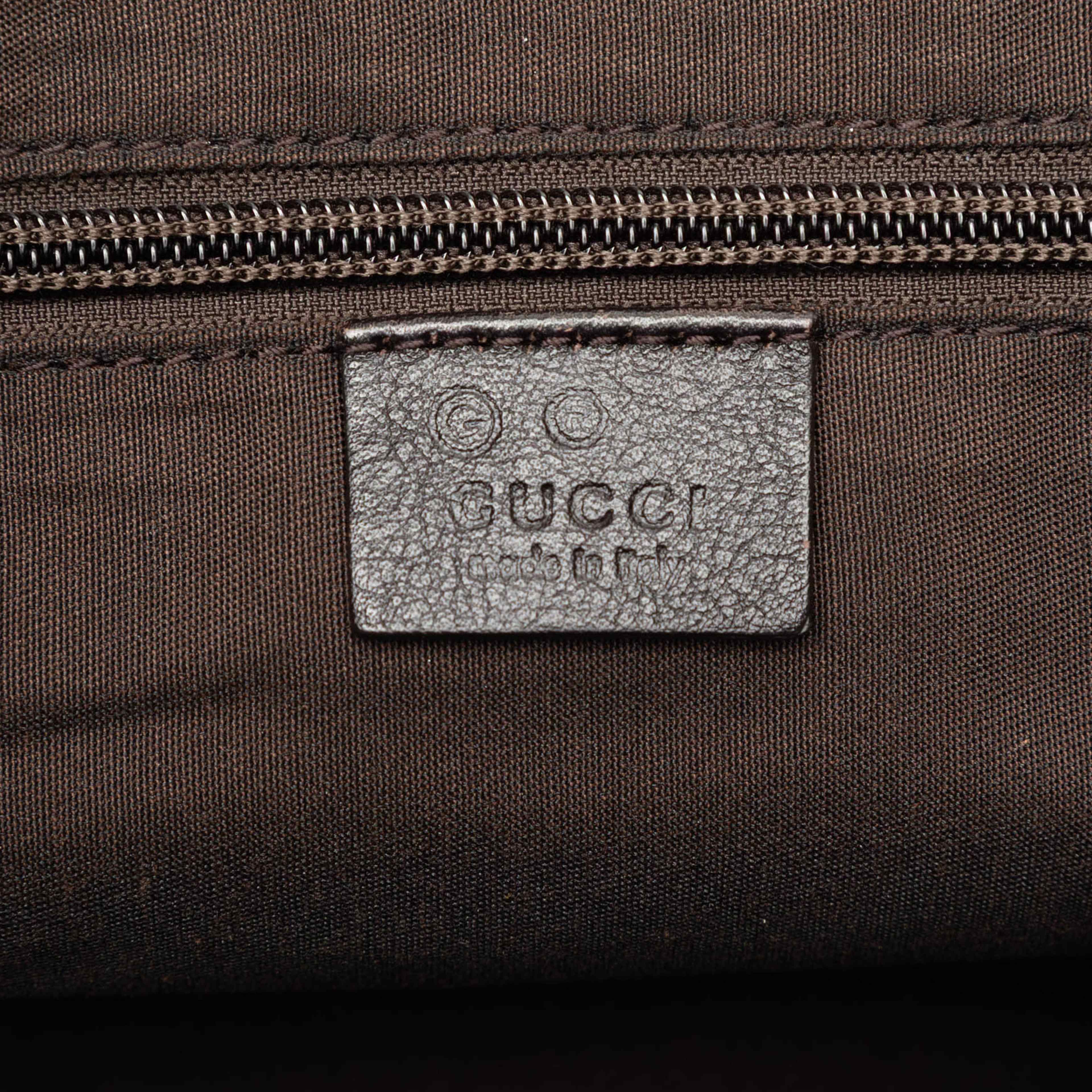Gucci Gg Metallic Canvas Tote, från Luxclusif, i färgen beige. Klicka för att öppna bilden i stort format