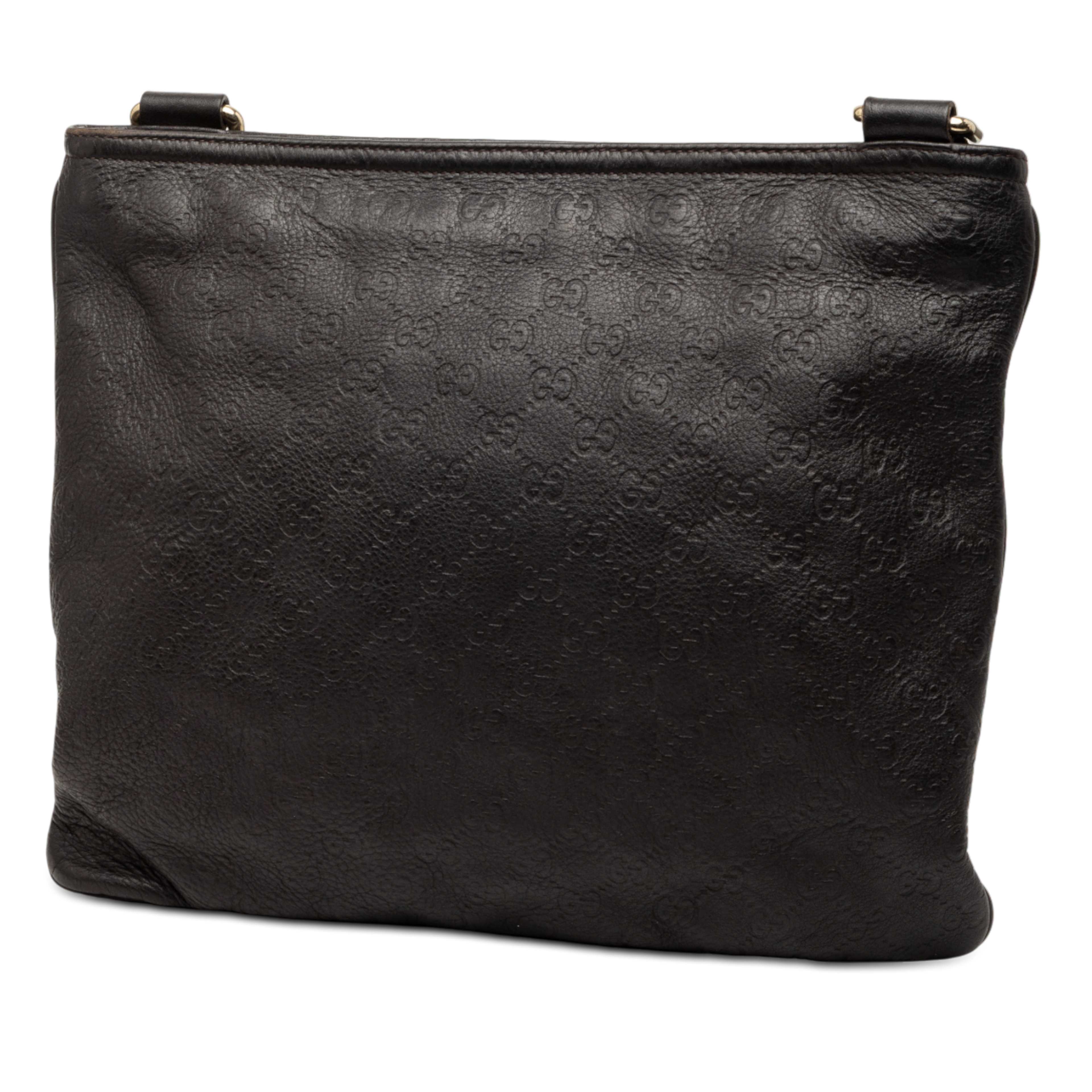 Gucci Guccissima Crossbody, från Luxclusif, i färgen dark brown. Klicka för att öppna bilden i stort format