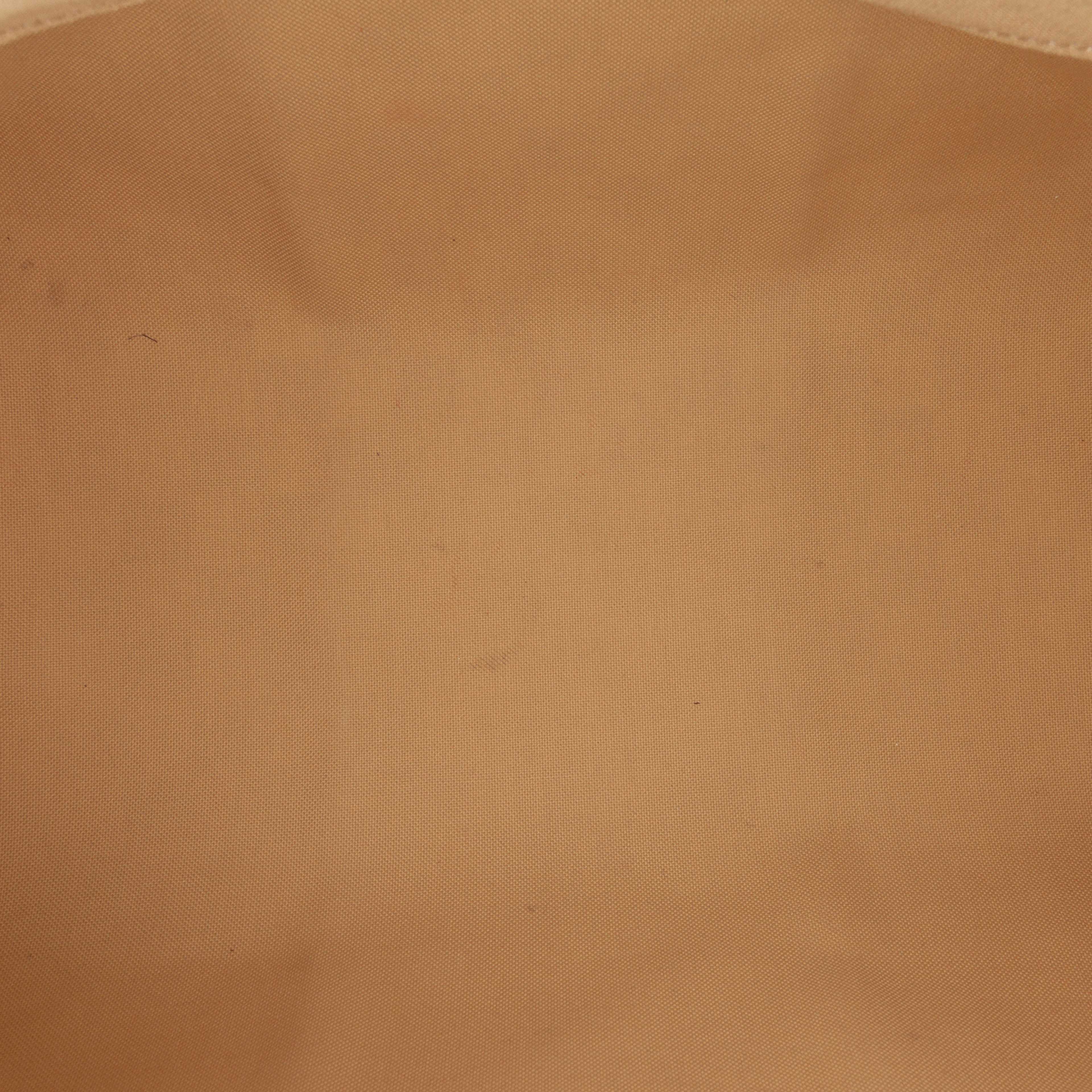 Louis Vuitton Damier Azur Speedy 30, från Luxclusif, i färgen white. Klicka för att öppna bilden i stort format