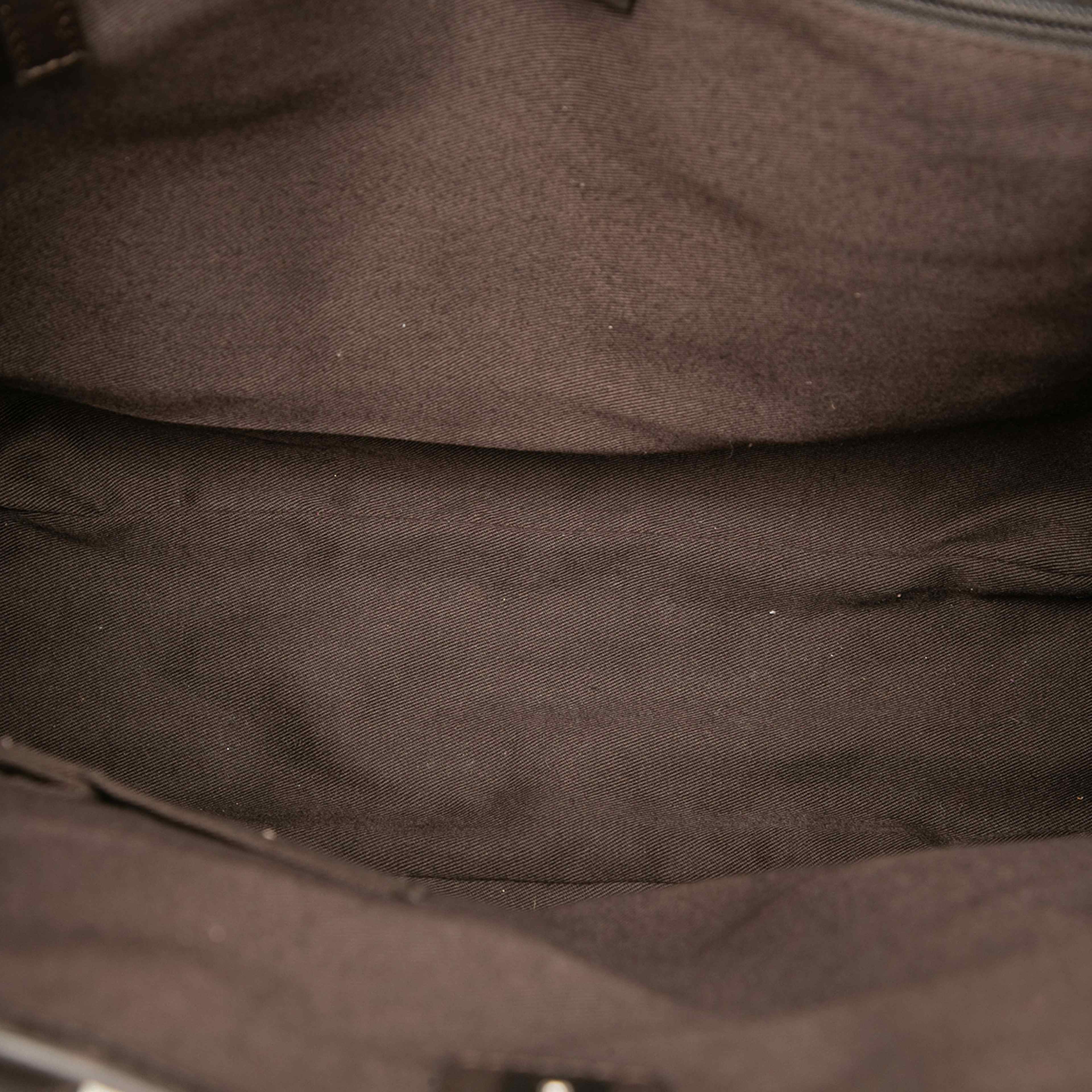 Gucci Gg Canvas Tote, från Luxclusif, i färgen beige. Klicka för att öppna bilden i stort format