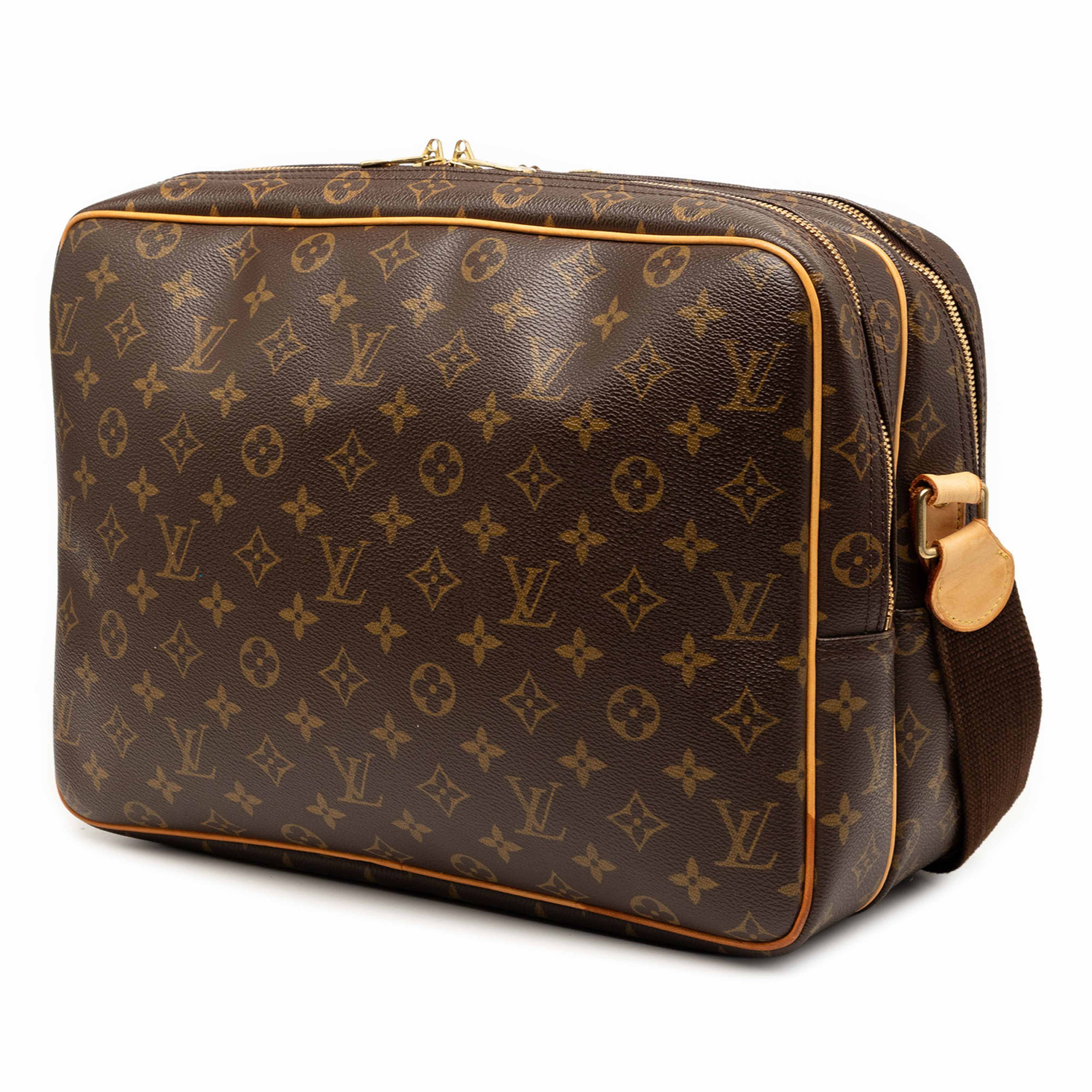 Louis Vuitton Monogram Reporter Gm, från Luxclusif, i färgen brown. Klicka för att öppna bilden i stort format
