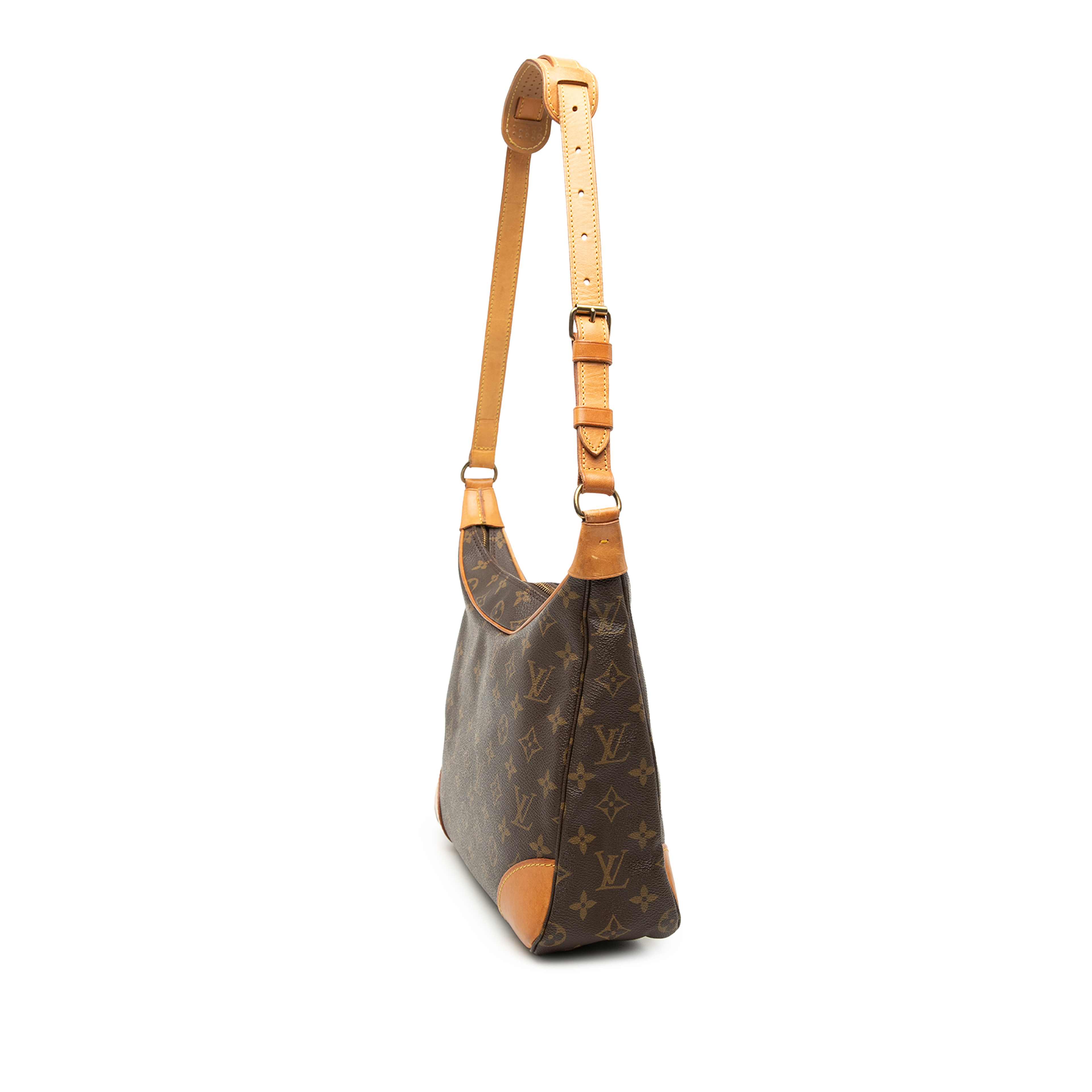 Louis Vuitton Monogram Boulogne 30, från Luxclusif, i färgen brown. Klicka för att öppna bilden i stort format