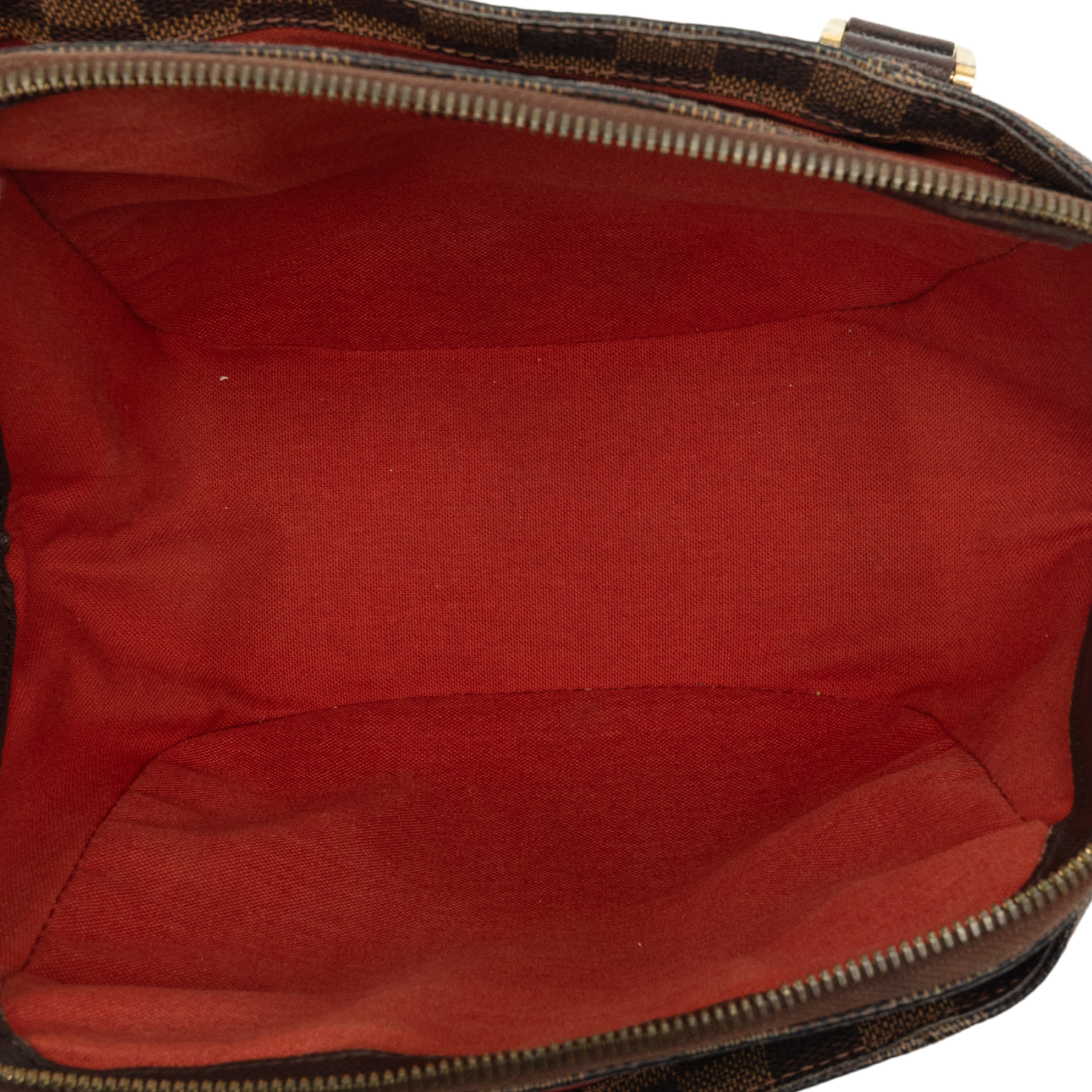 Louis Vuitton Damier Ebene Belem Pm, från Luxclusif, i färgen brun. Klicka för att öppna bilden i stort format