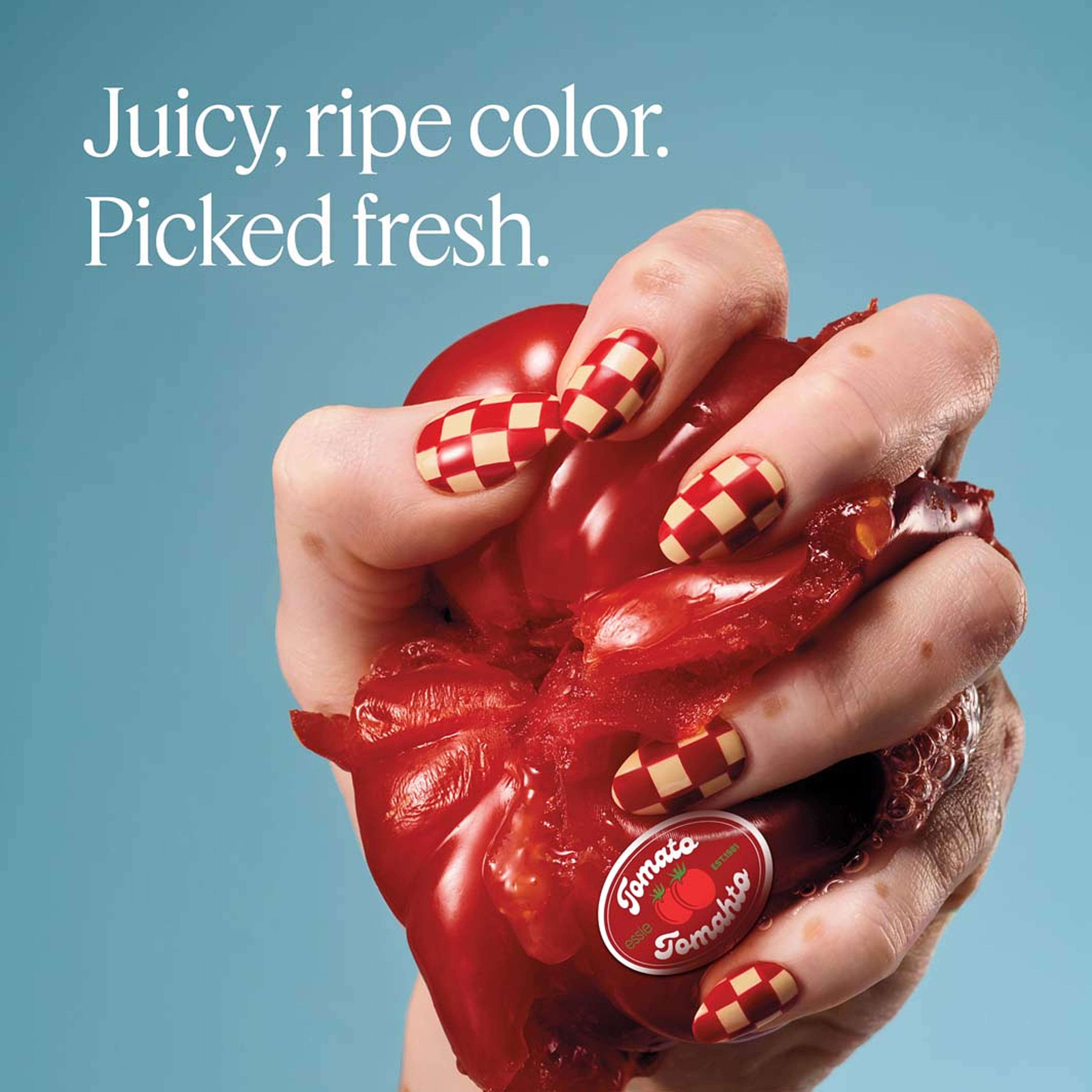 ESSIE classic - gourmet grocery Nail polish, från Essie, i färgen Tomato Tomahto. Klicka för att öppna bilden i stort format