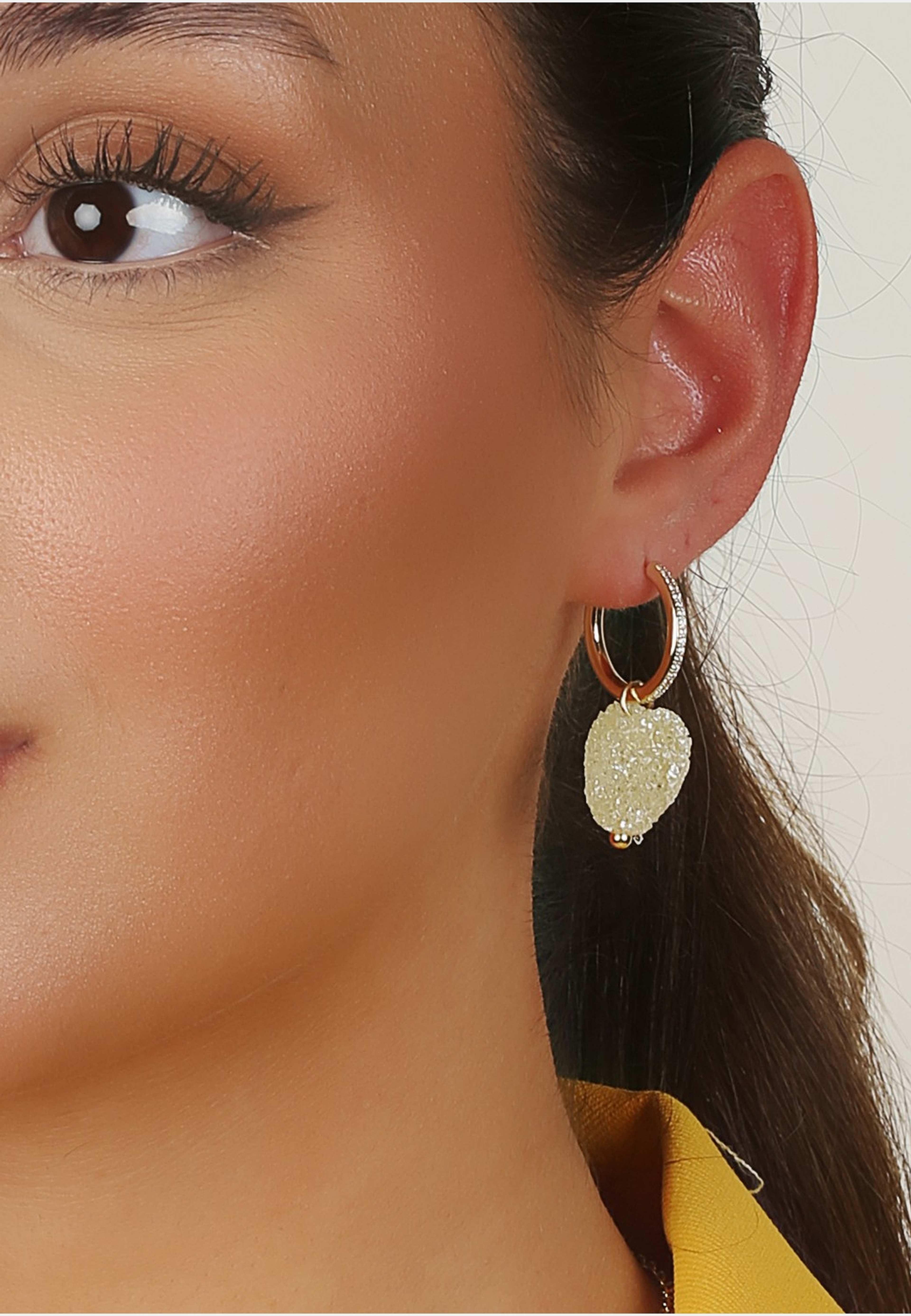 Sugar Hearts Pendant Ear