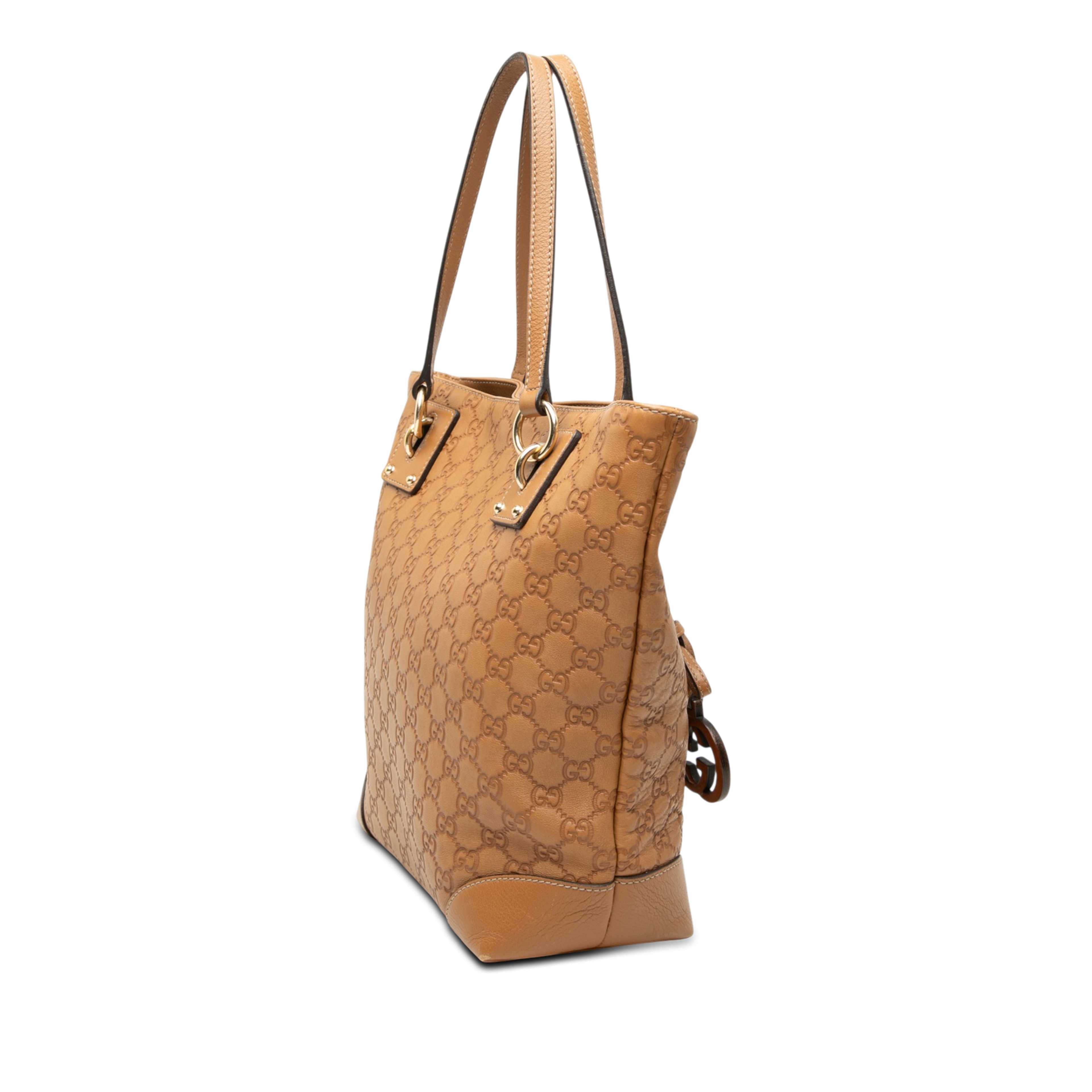 Gucci Medium Guccissima Gg Charm Tote, från Luxclusif, i färgen light brown. Klicka för att öppna bilden i stort format