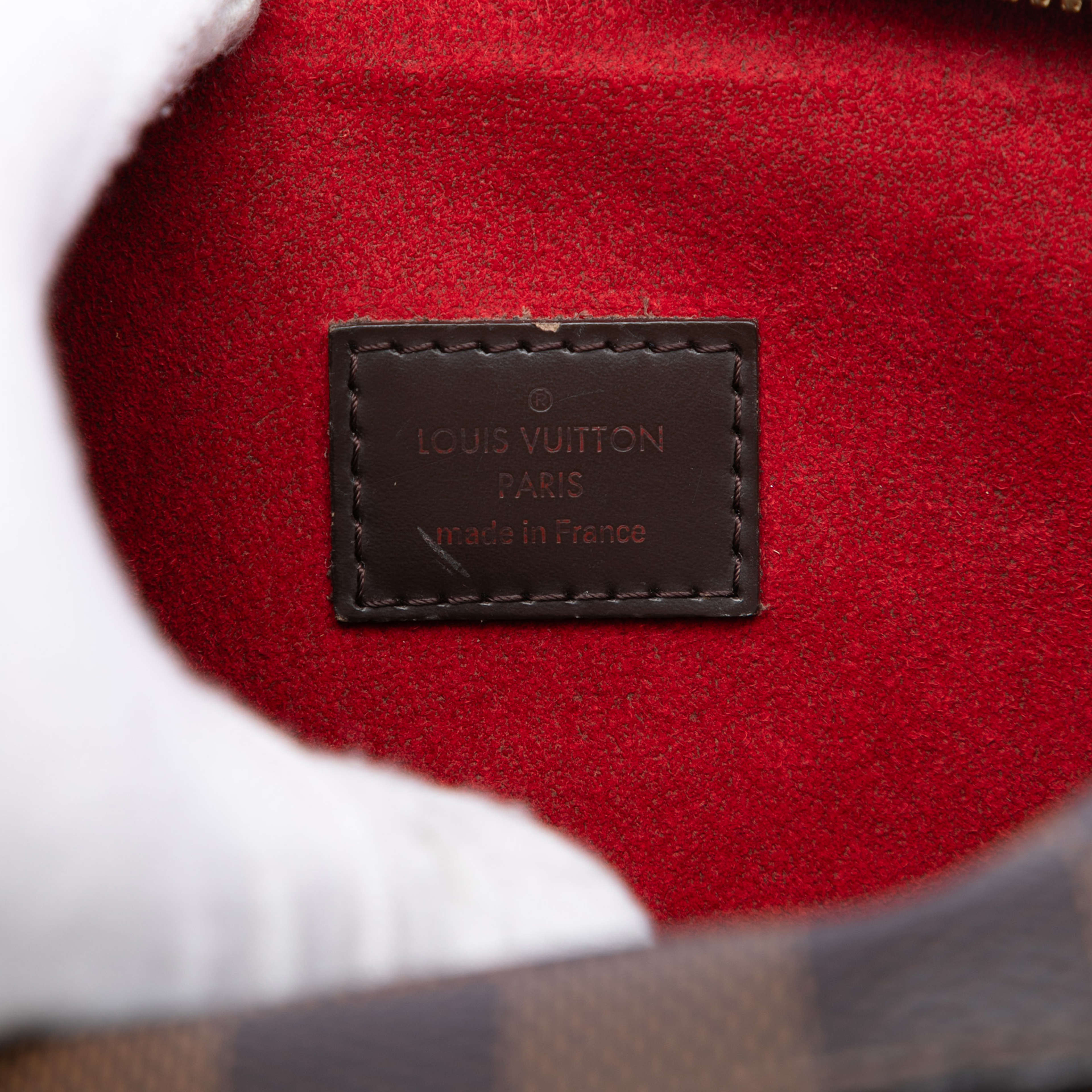 Louis Vuitton Damier Ebene Trevi Gm, från Luxclusif, i färgen brown. Klicka för att öppna bilden i stort format