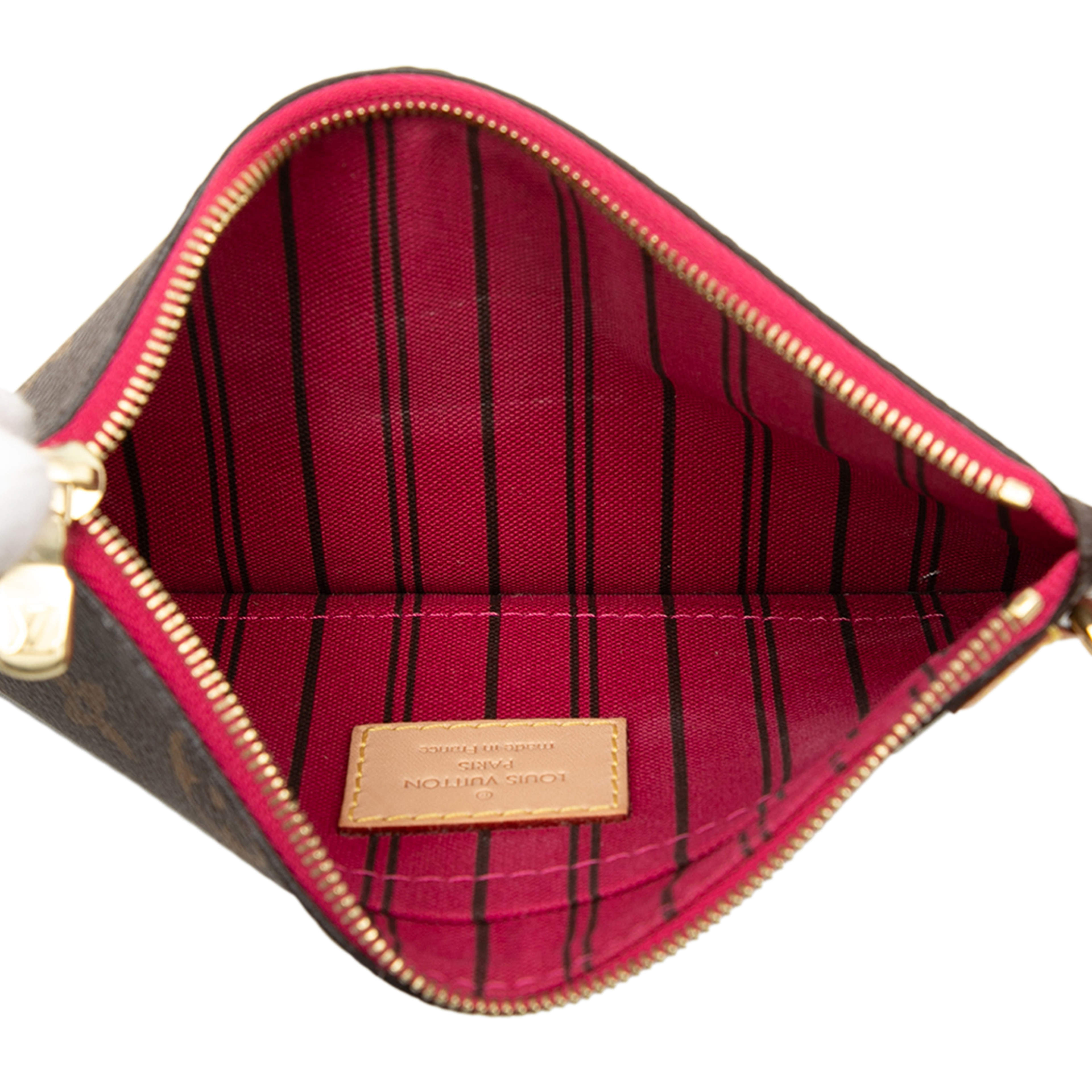 Louis Vuitton Monogram Neverfull Pouch Pm, från Luxclusif, i färgen brown. Klicka för att öppna bilden i stort format