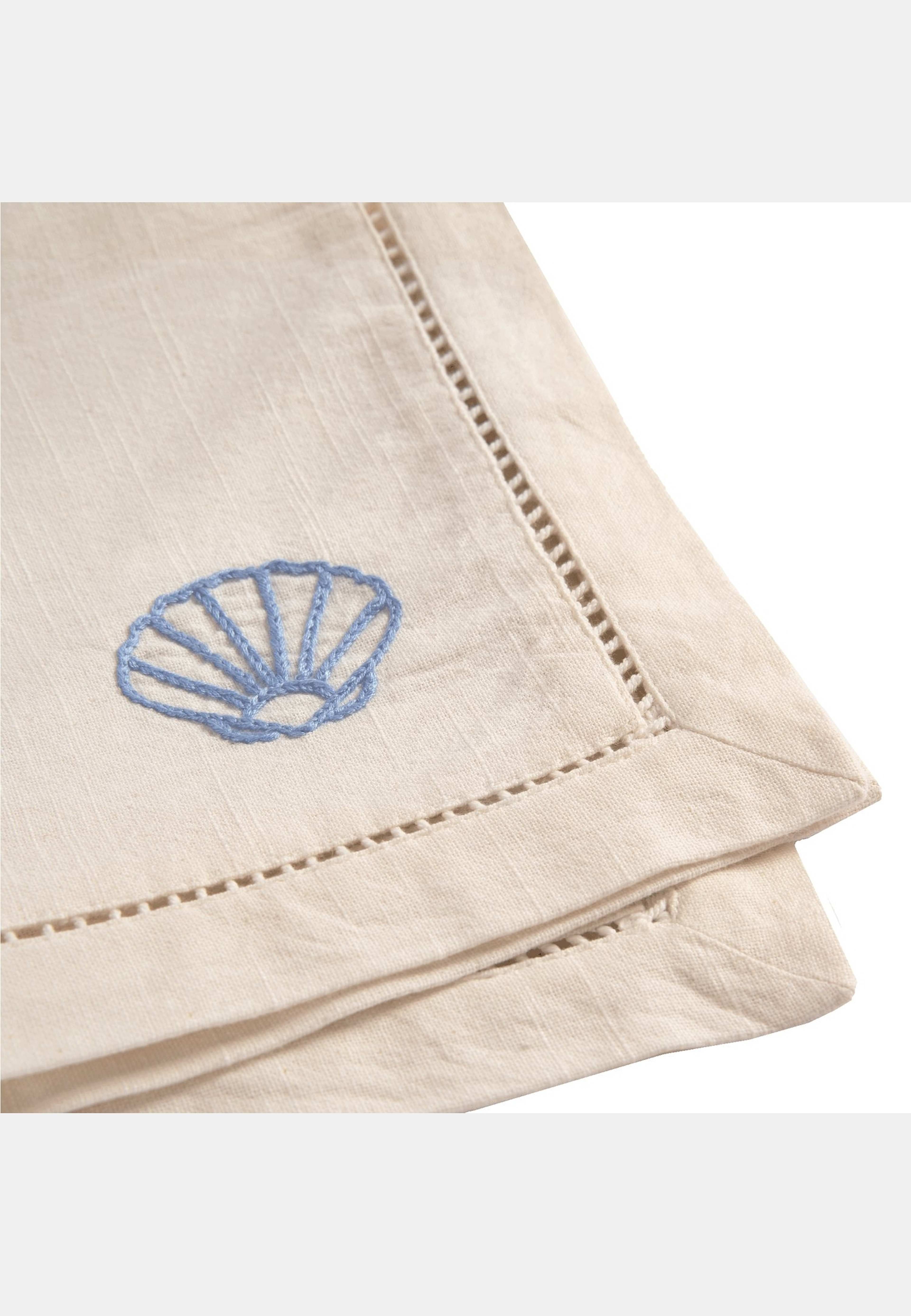 Shell Servett - Blå 45x45 Cm, från Pick A Poppy, i färgen blue. Klicka för att öppna bilden i stort format