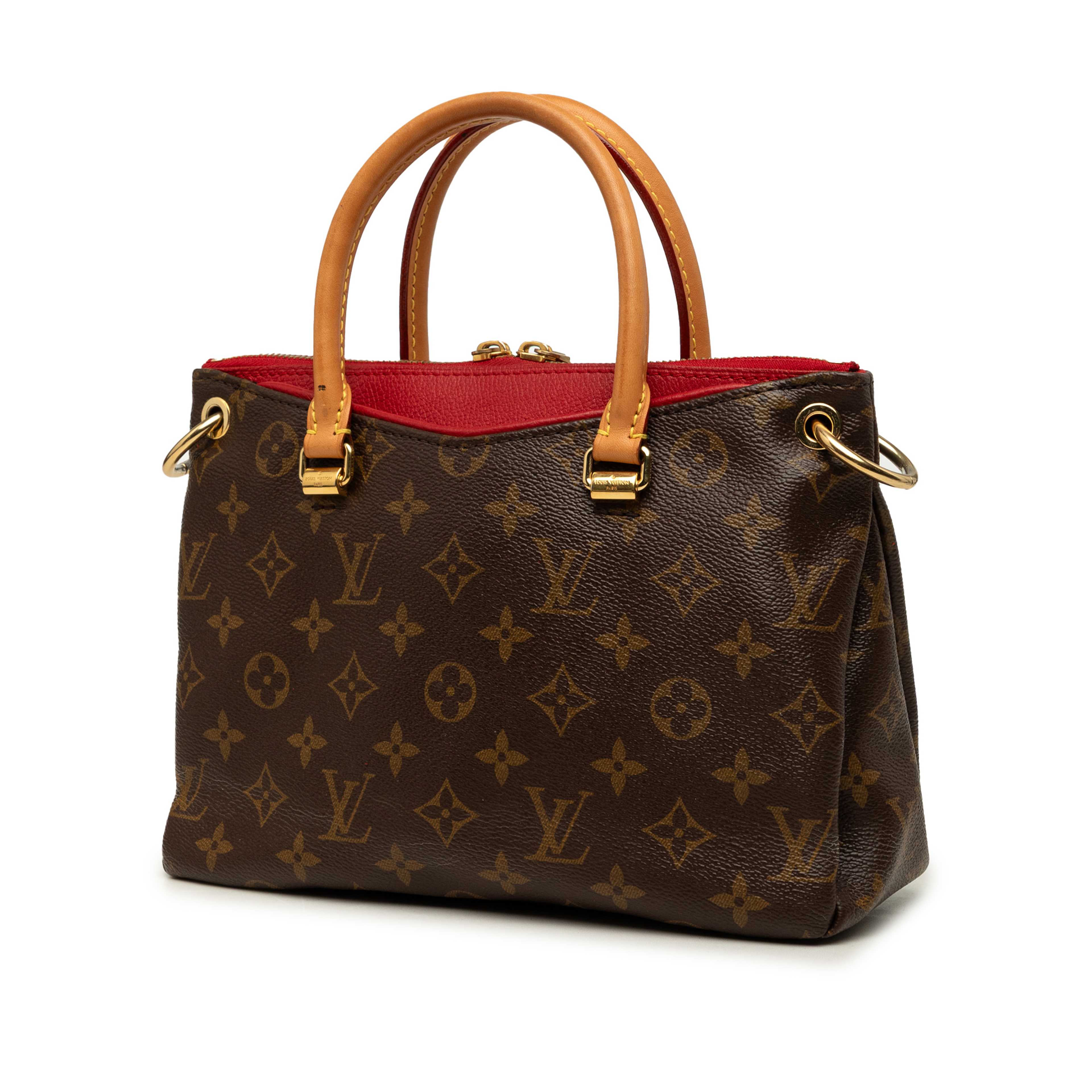 Louis Vuitton Monogram Pallas Bb, från Luxclusif, i färgen brun. Klicka för att öppna bilden i stort format