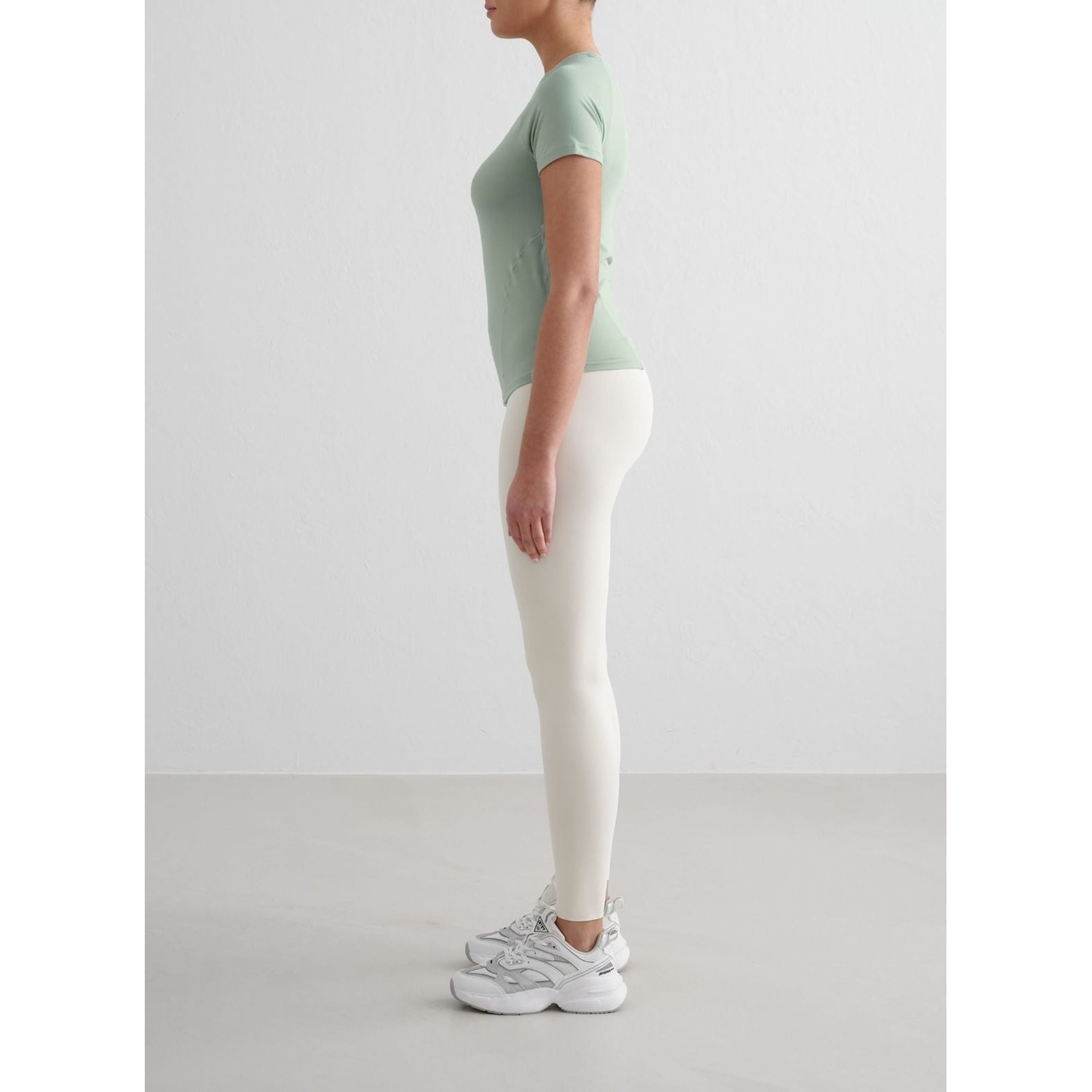 Aqua Soft Basic Short Sleeve