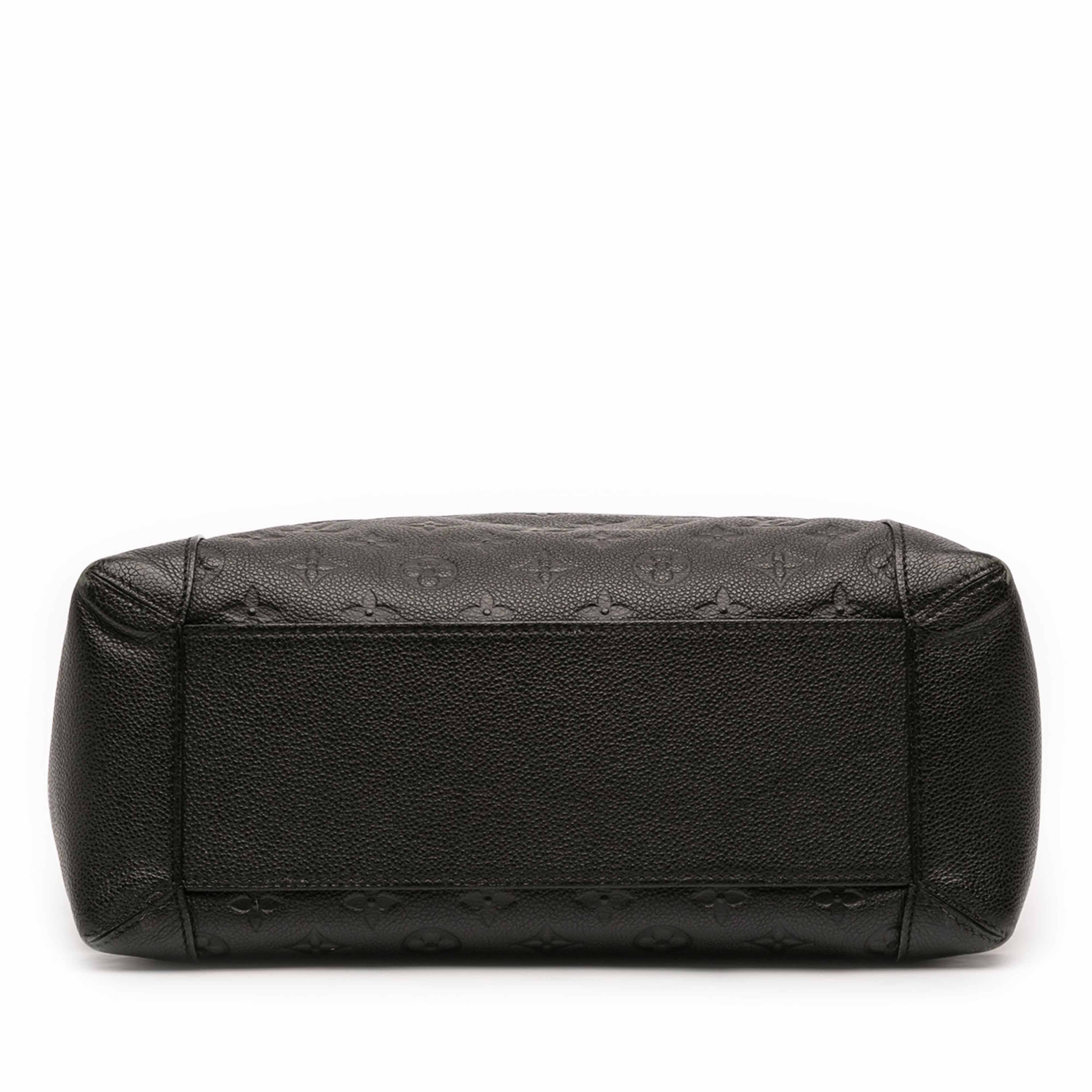 Louis Vuitton Monogram Empreinte Bagatelle, från Luxclusif, i färgen black. Klicka för att öppna bilden i stort format