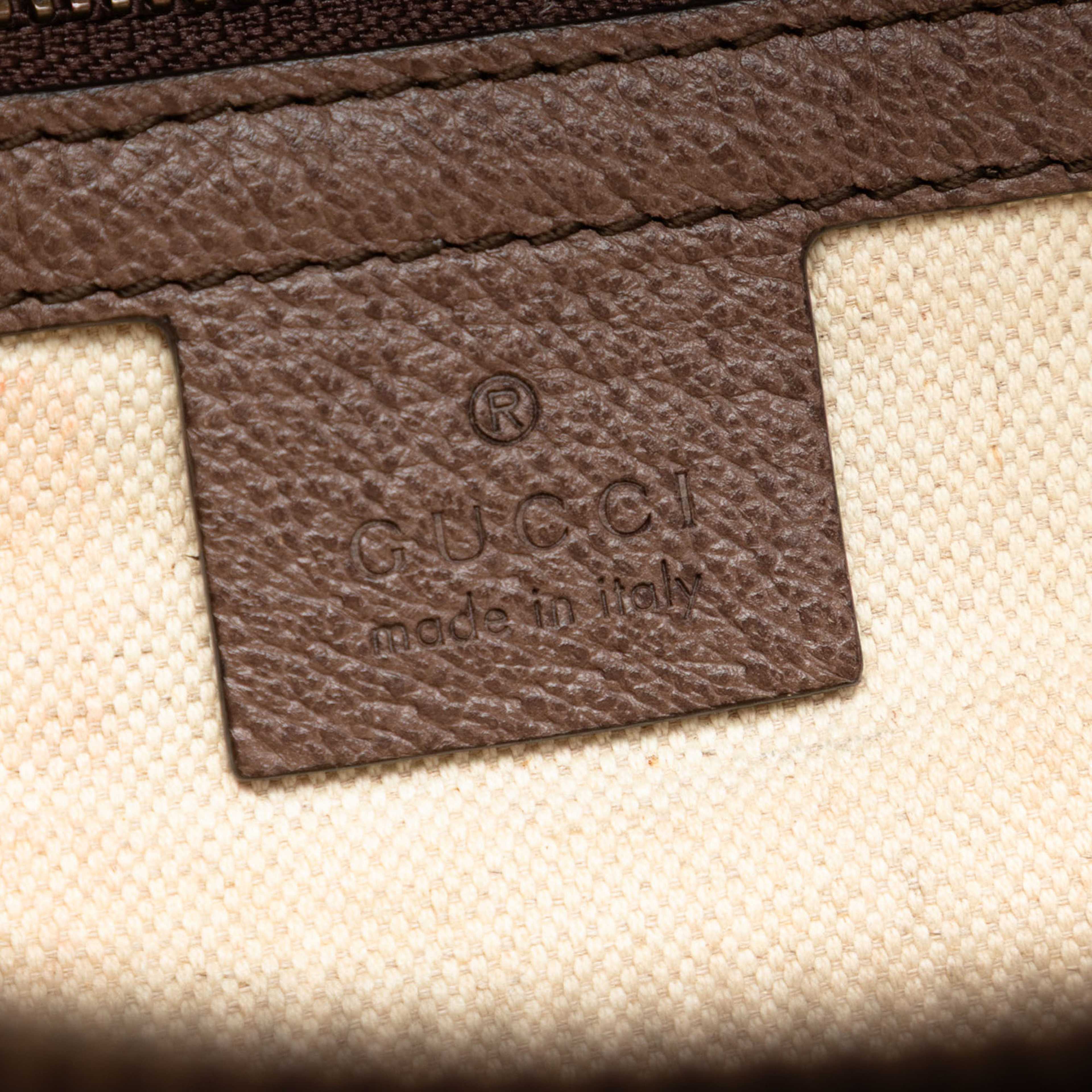 Gucci Small Gg Supreme Web Ophidia Backpack, från Luxclusif, i färgen beige. Klicka för att öppna bilden i stort format
