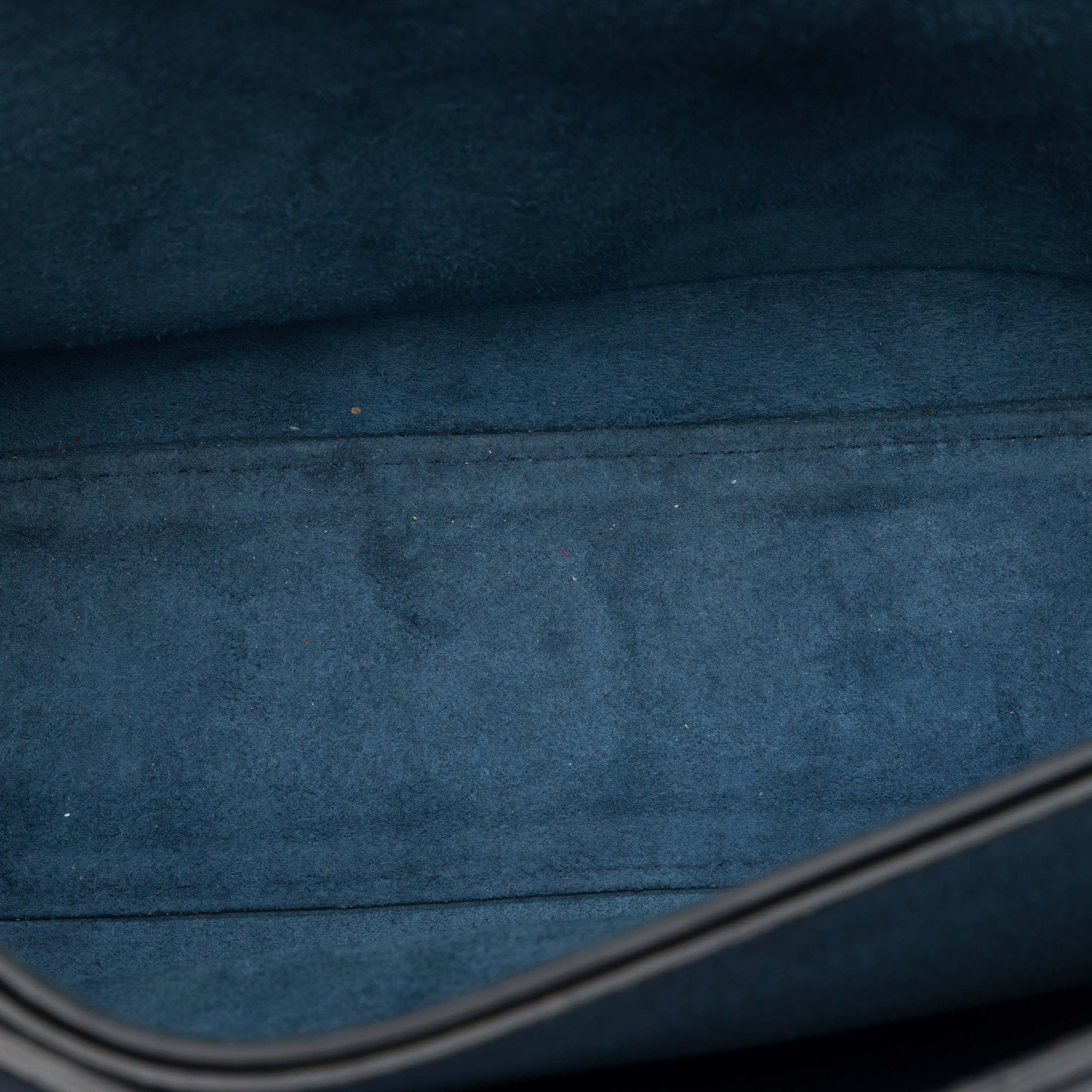Gucci Calfskin Soft Jackie Convertible Crossbody, från Luxclusif, i färgen blå. Klicka för att öppna bilden i stort format