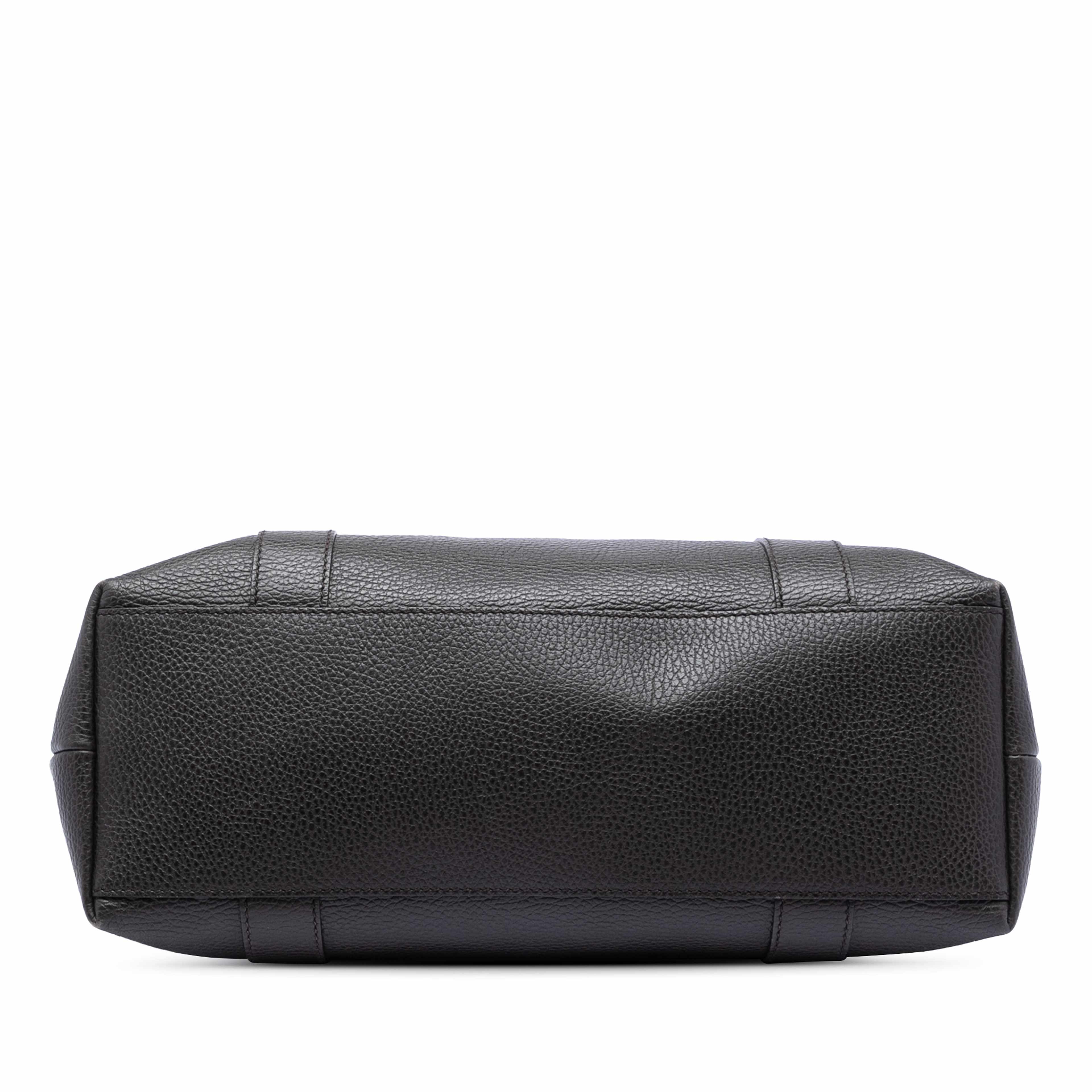 Gucci Grained Calfskin Bamboo Shopper Tote, från Luxclusif, i färgen dark brown. Klicka för att öppna bilden i stort format