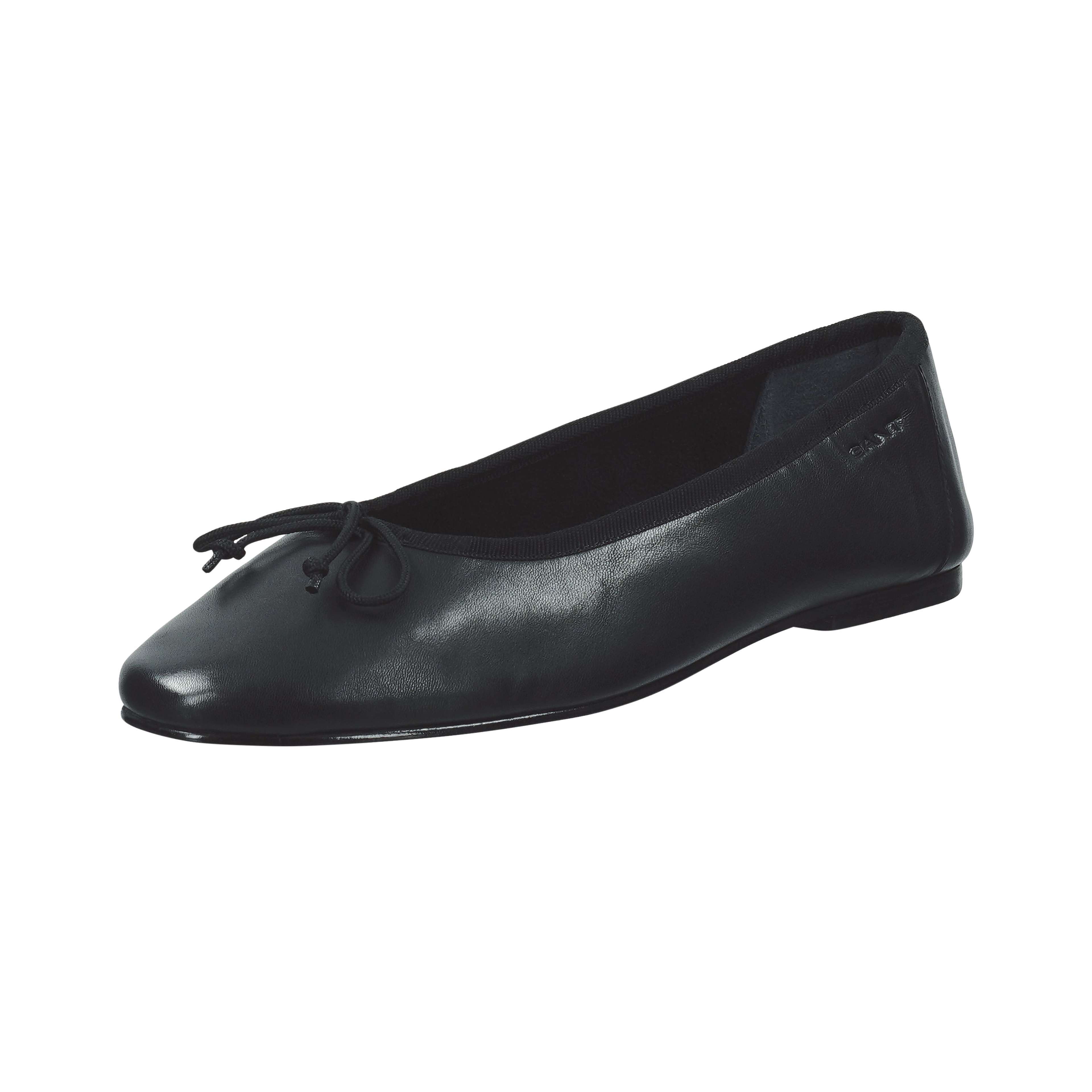 Chadii Ballerina, från GANT, i färgen g00 - black. Klicka för att öppna bilden i stort format