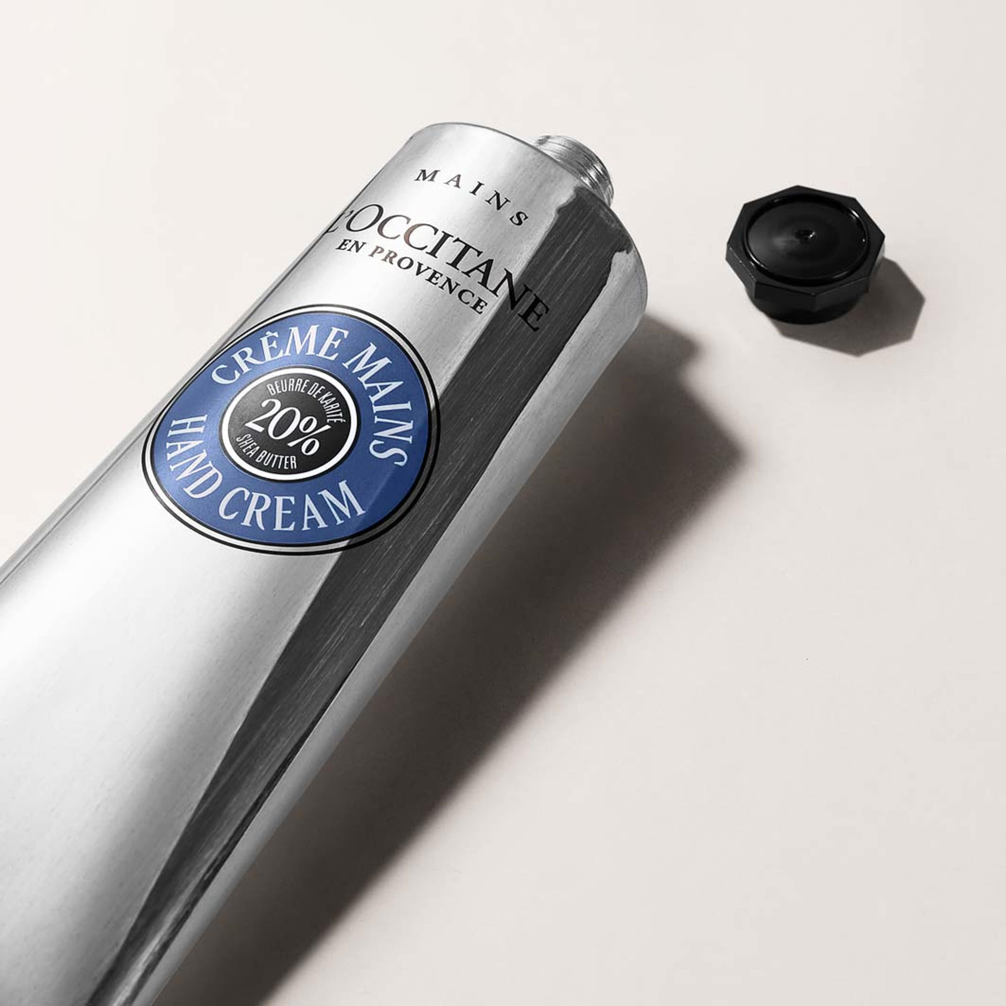 Shea Butter (Karité) Hand Cream, från L’Occitane en Provence. Klicka för att öppna bilden i stort format