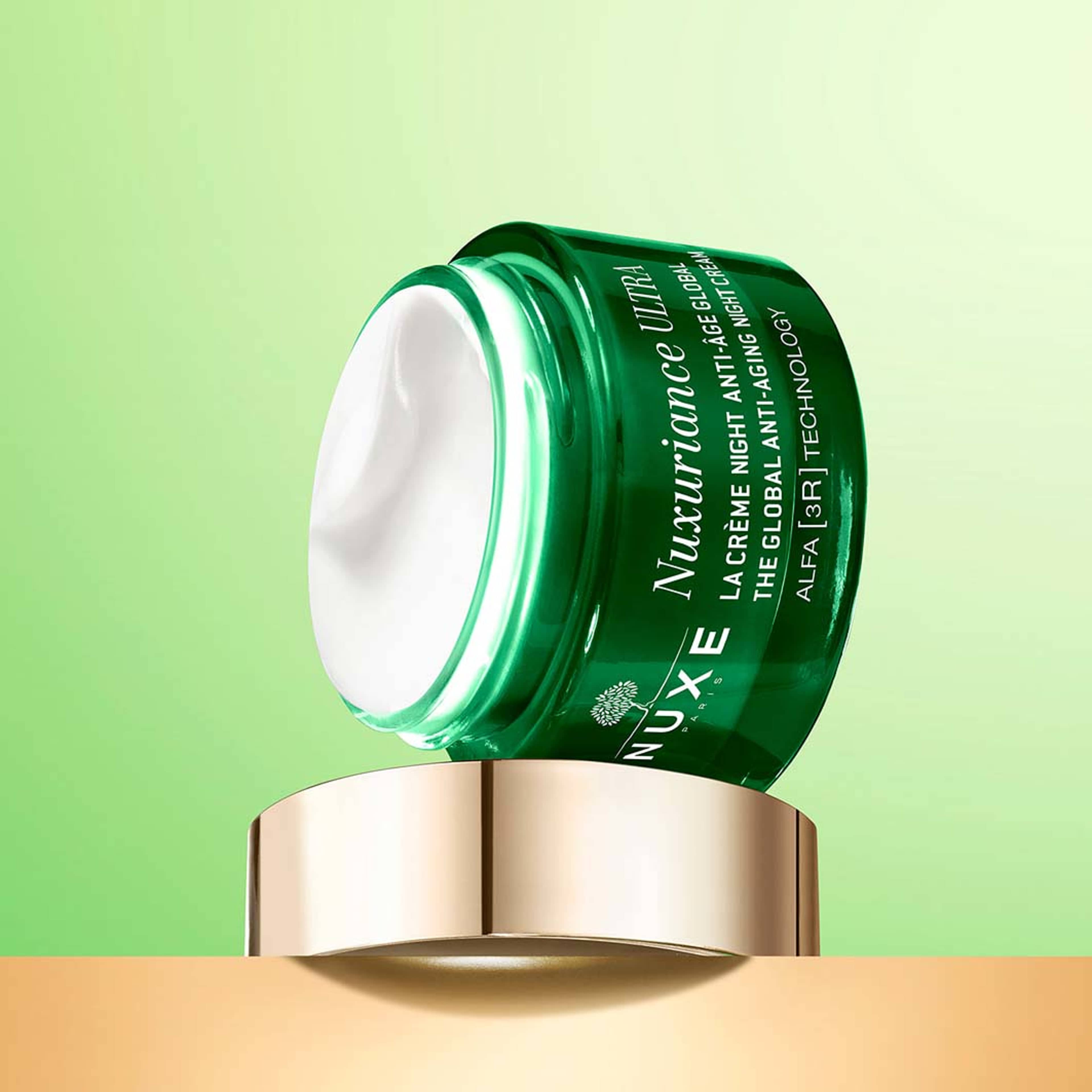 Nuxuriance Ultra - Night Cream, från NUXE. Klicka för att öppna bilden i stort format