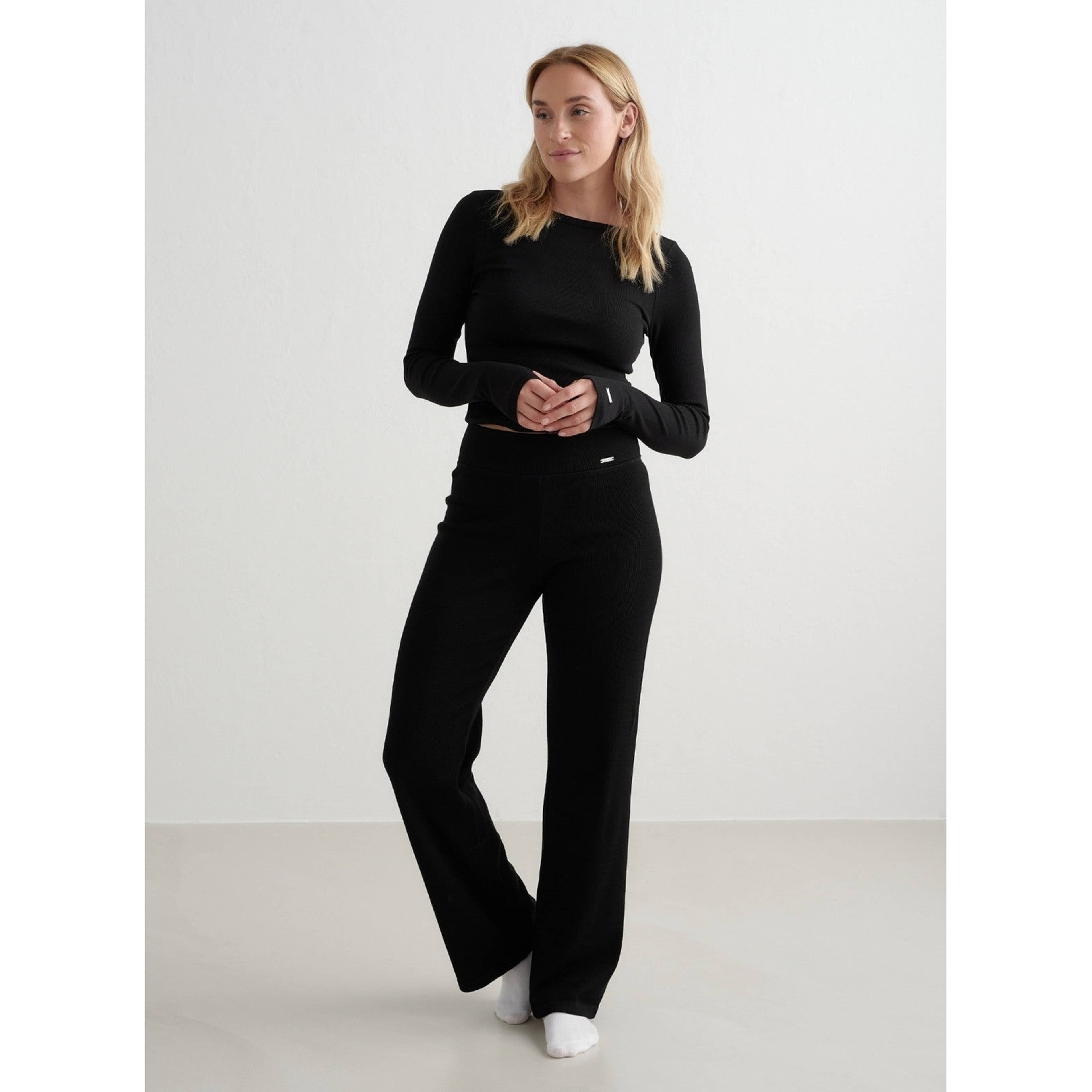 Black Ribbed Wool Wide Pants