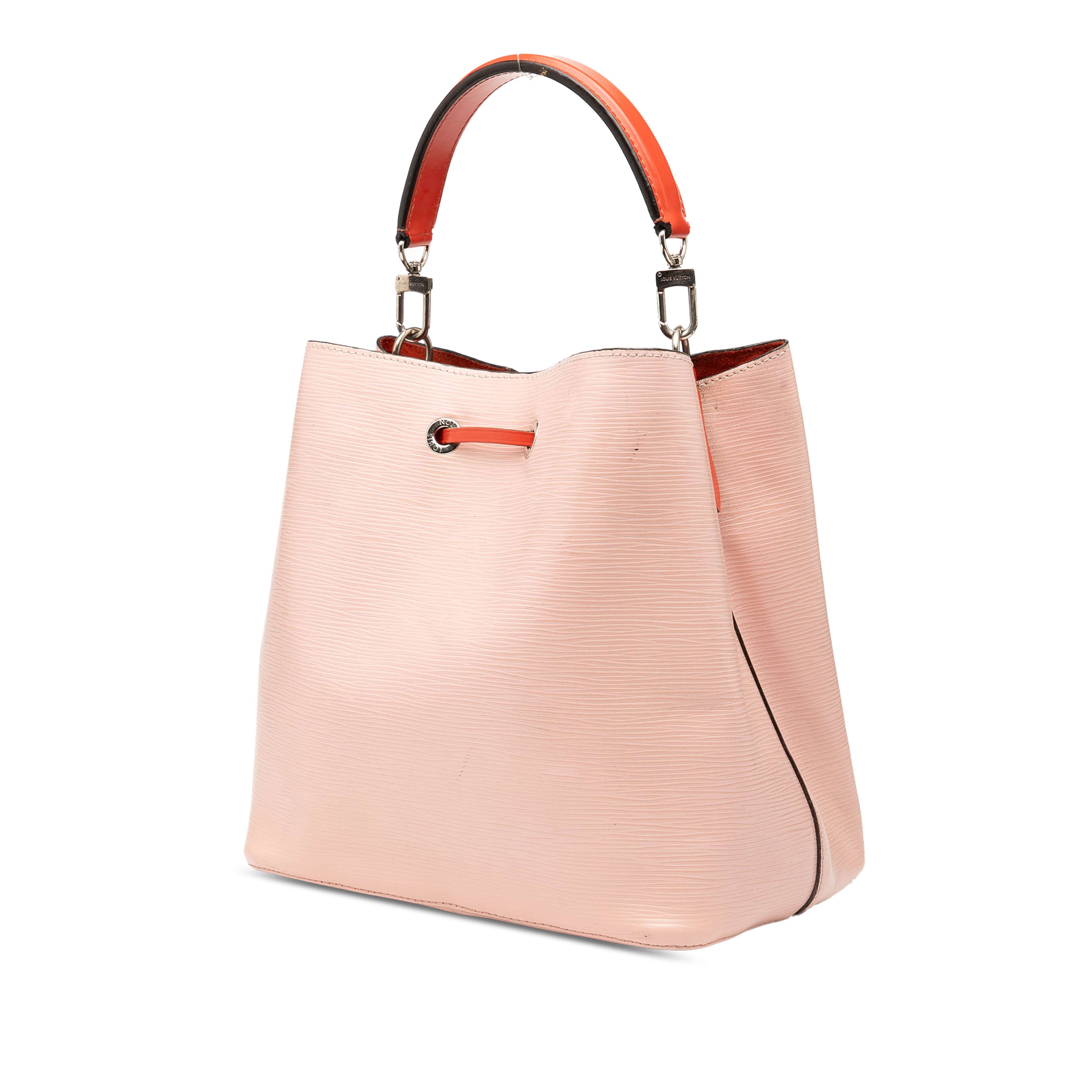 Louis Vuitton Epi Neonoe Mm, från Luxclusif, i färgen pink. Klicka för att öppna bilden i stort format