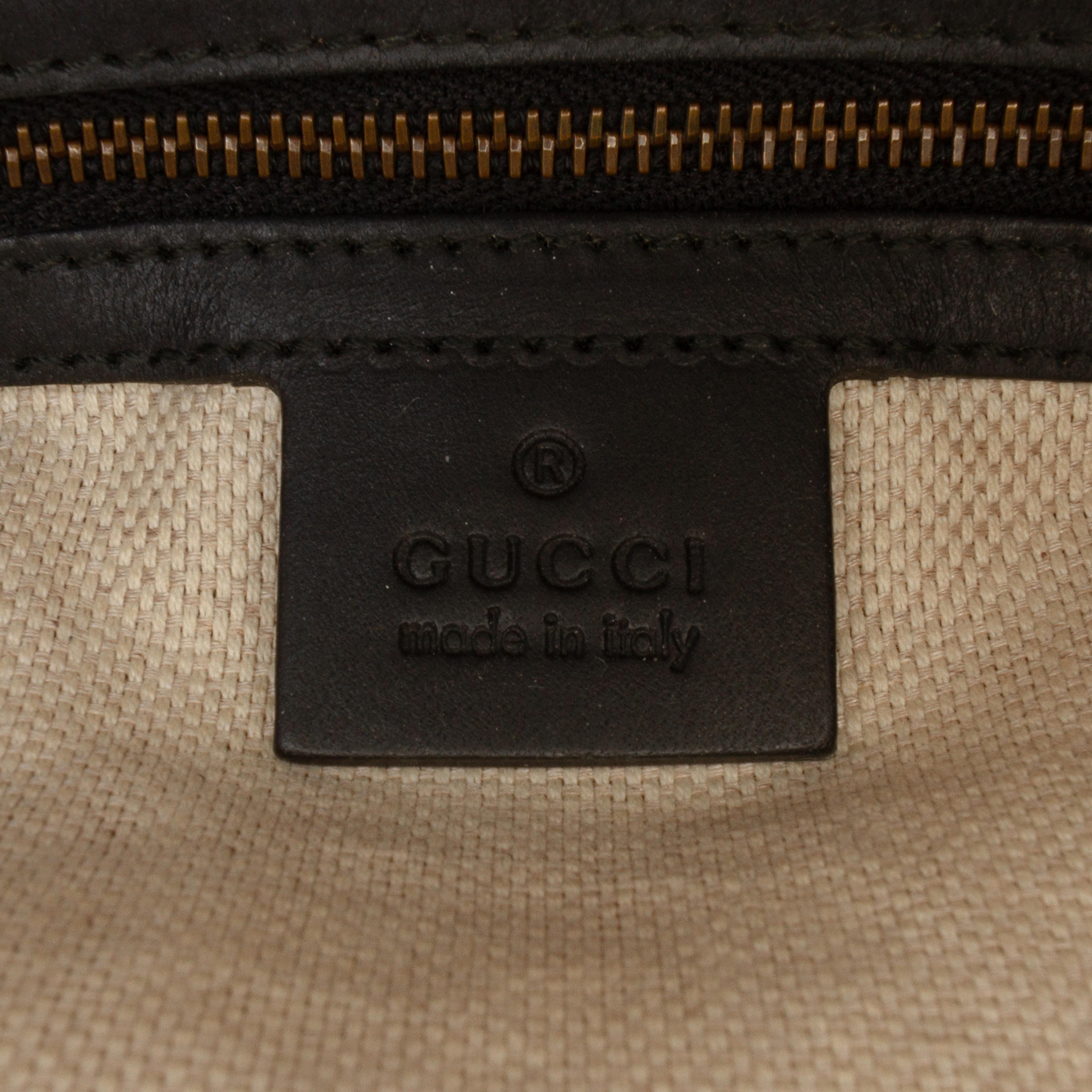 Gucci Gg Canvas Patti Stud Tote, från Luxclusif, i färgen beige. Klicka för att öppna bilden i stort format