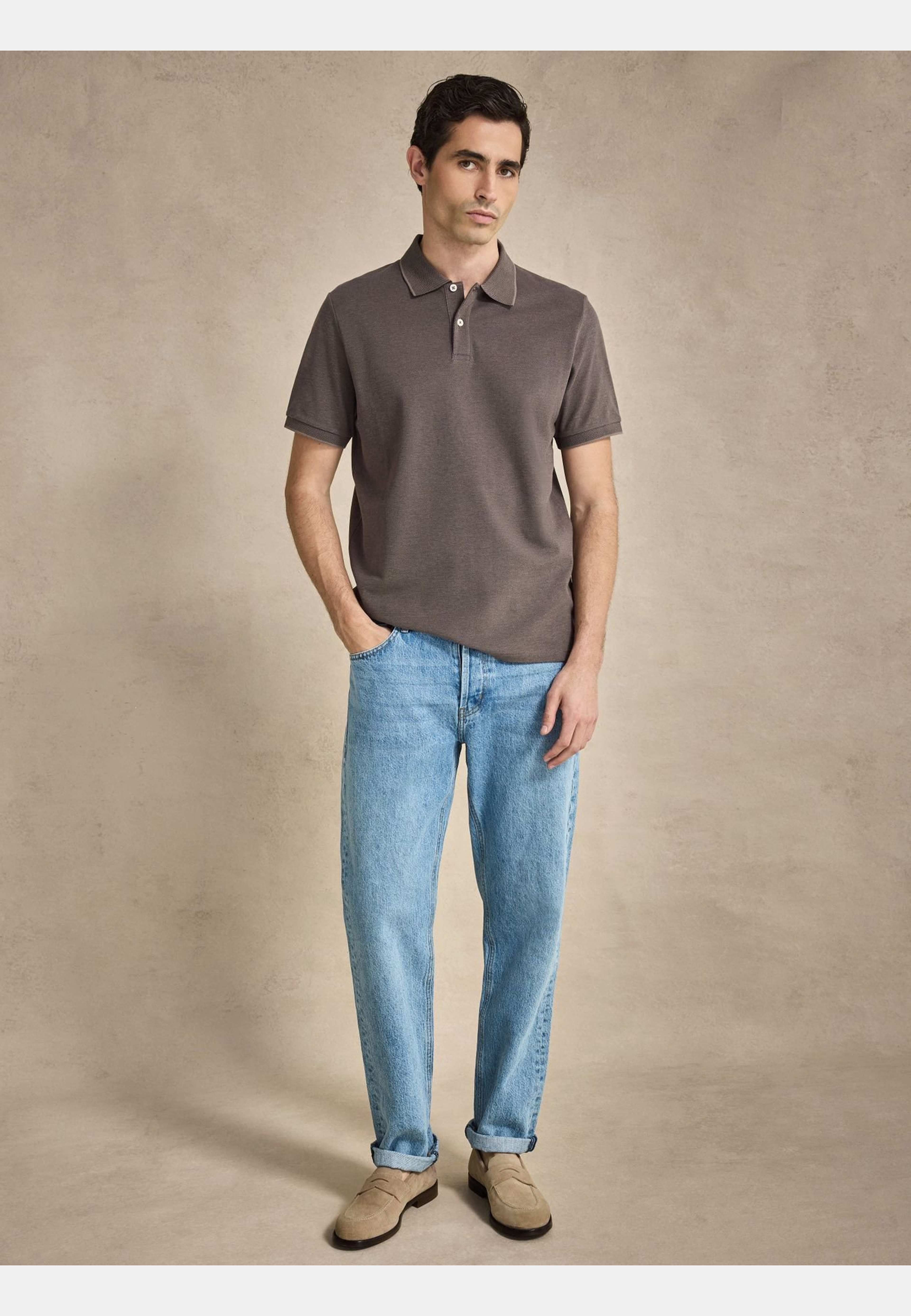 Cotton S/s Jersey Polo (ove), från John Henric, i färgen brown. Klicka för att öppna bilden i stort format