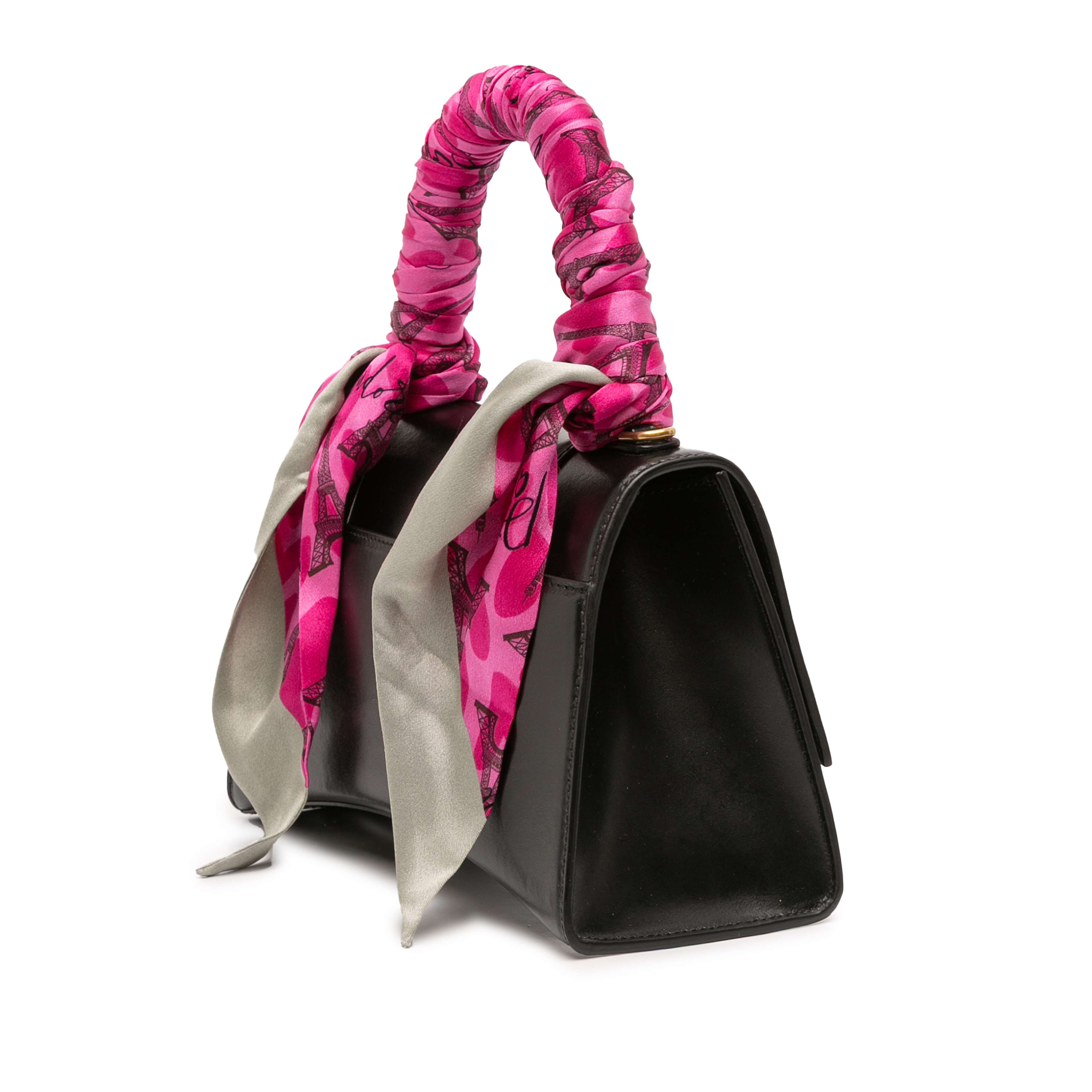 Balenciaga Small Shiny Box Calfskin Hourglass Top Handle Bag, från Luxclusif, i färgen svart. Klicka för att öppna bilden i stort format