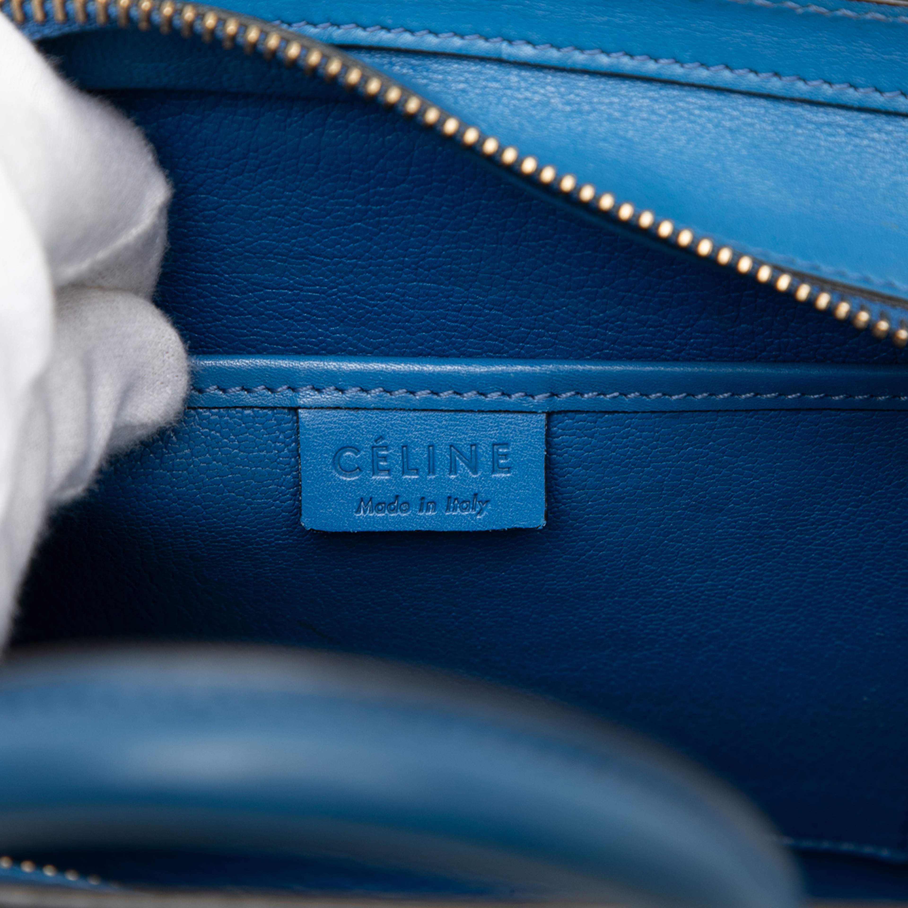 Celine Nano Leather Luggage Tote, från Luxclusif, i färgen blue. Klicka för att öppna bilden i stort format