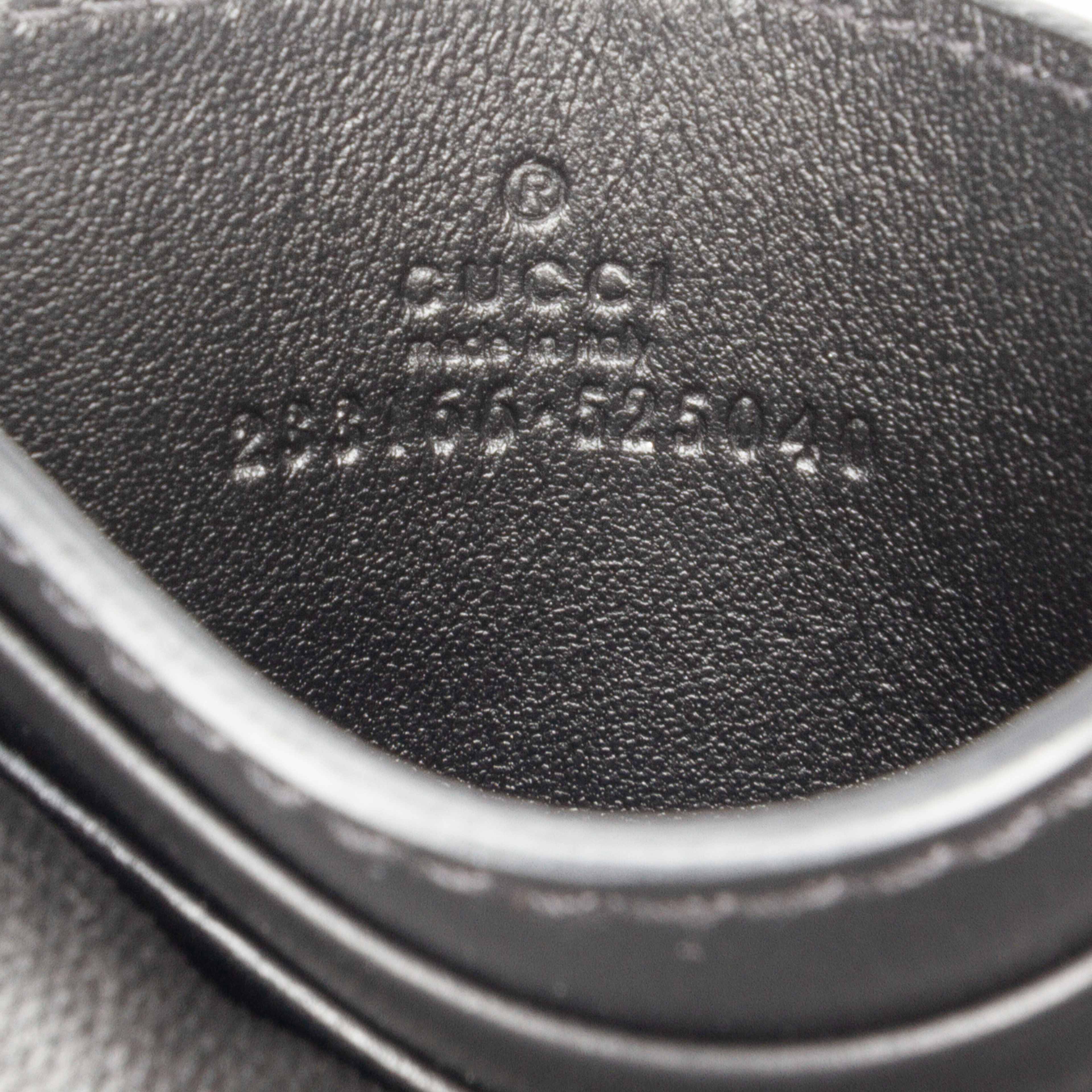 Gucci Guccissima Card Holder, från Luxclusif, i färgen black. Klicka för att öppna bilden i stort format