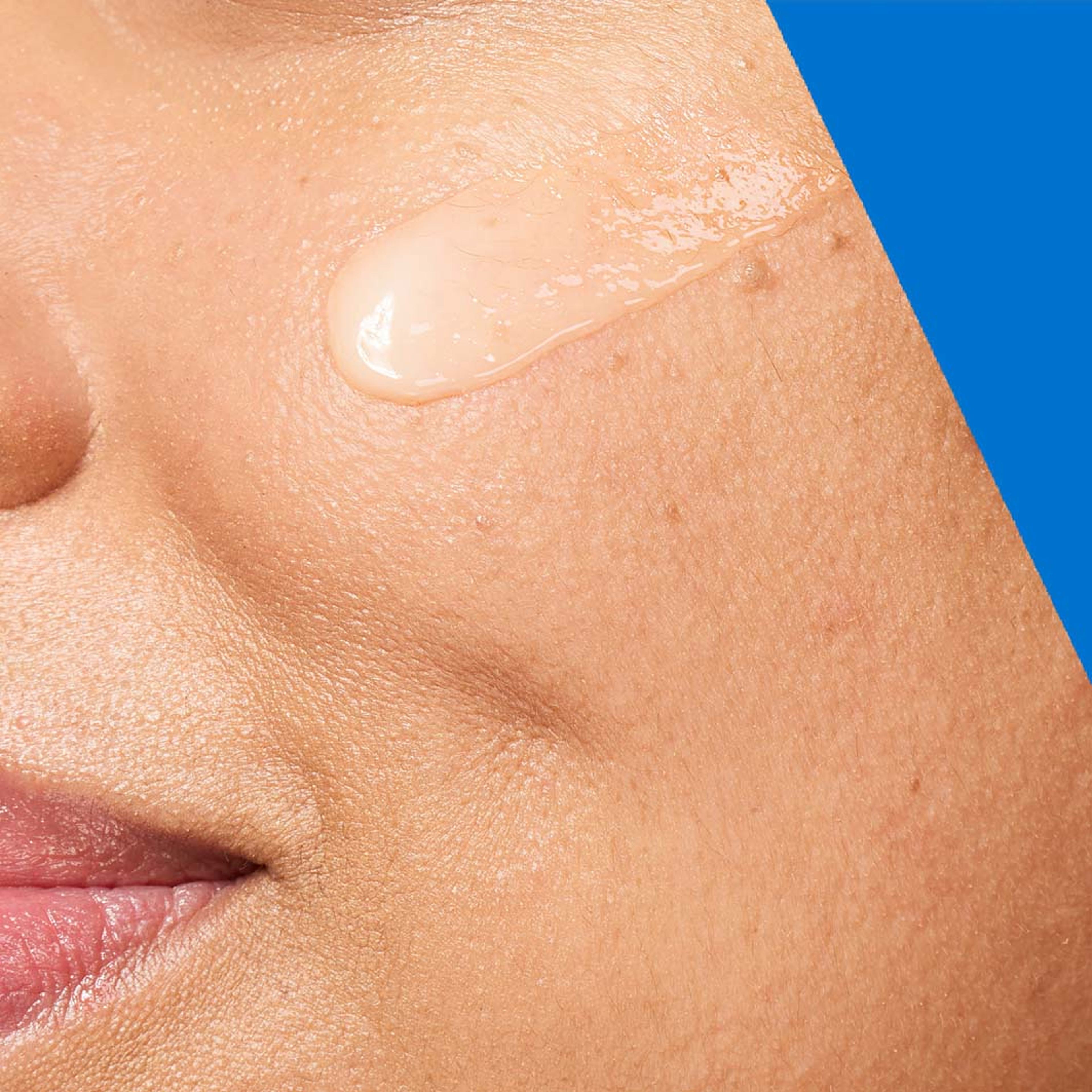 Skin Renewing Vitamin C Serum, från CeraVe. Klicka för att öppna bilden i stort format