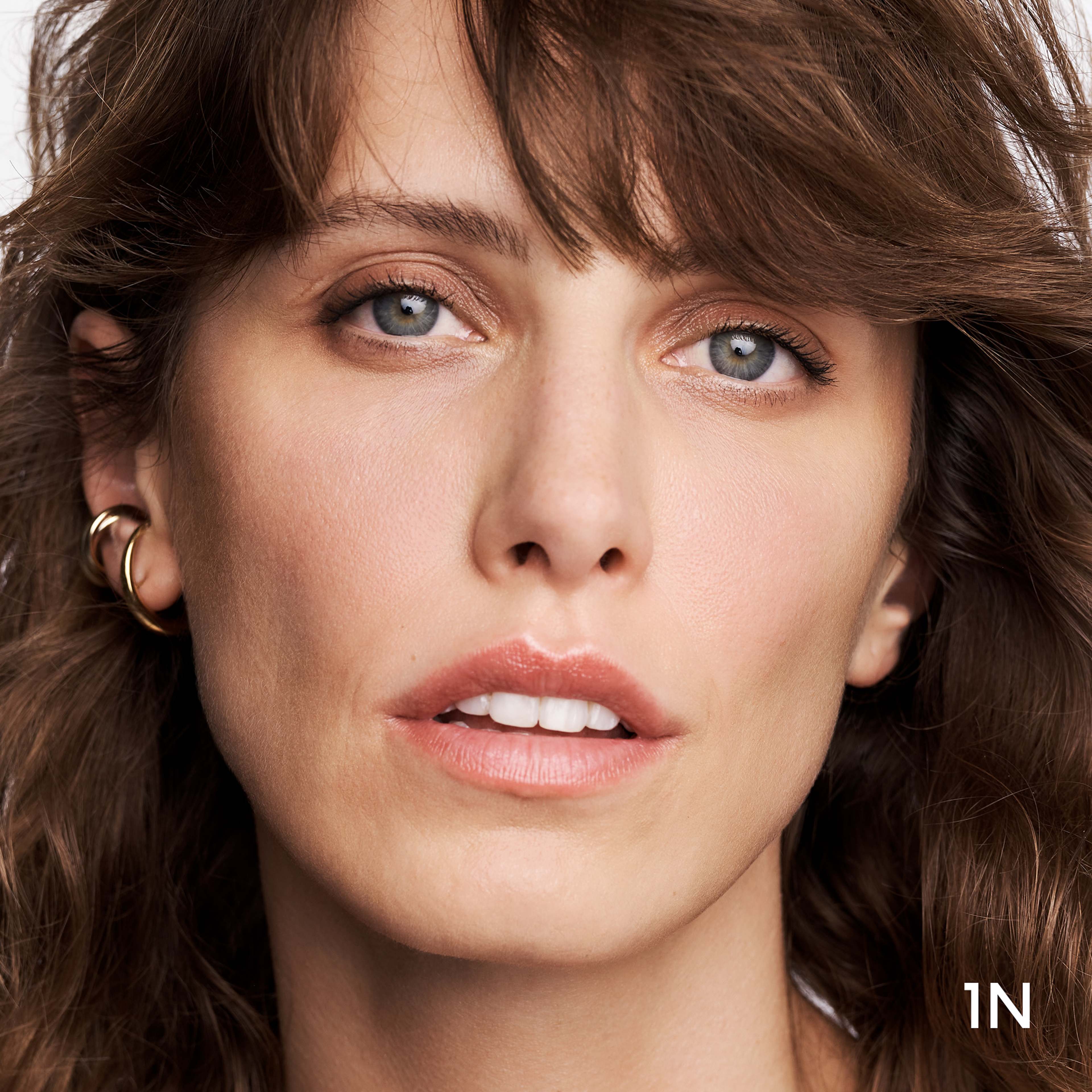 Terra Le Tient Healthy Glow Foundation
