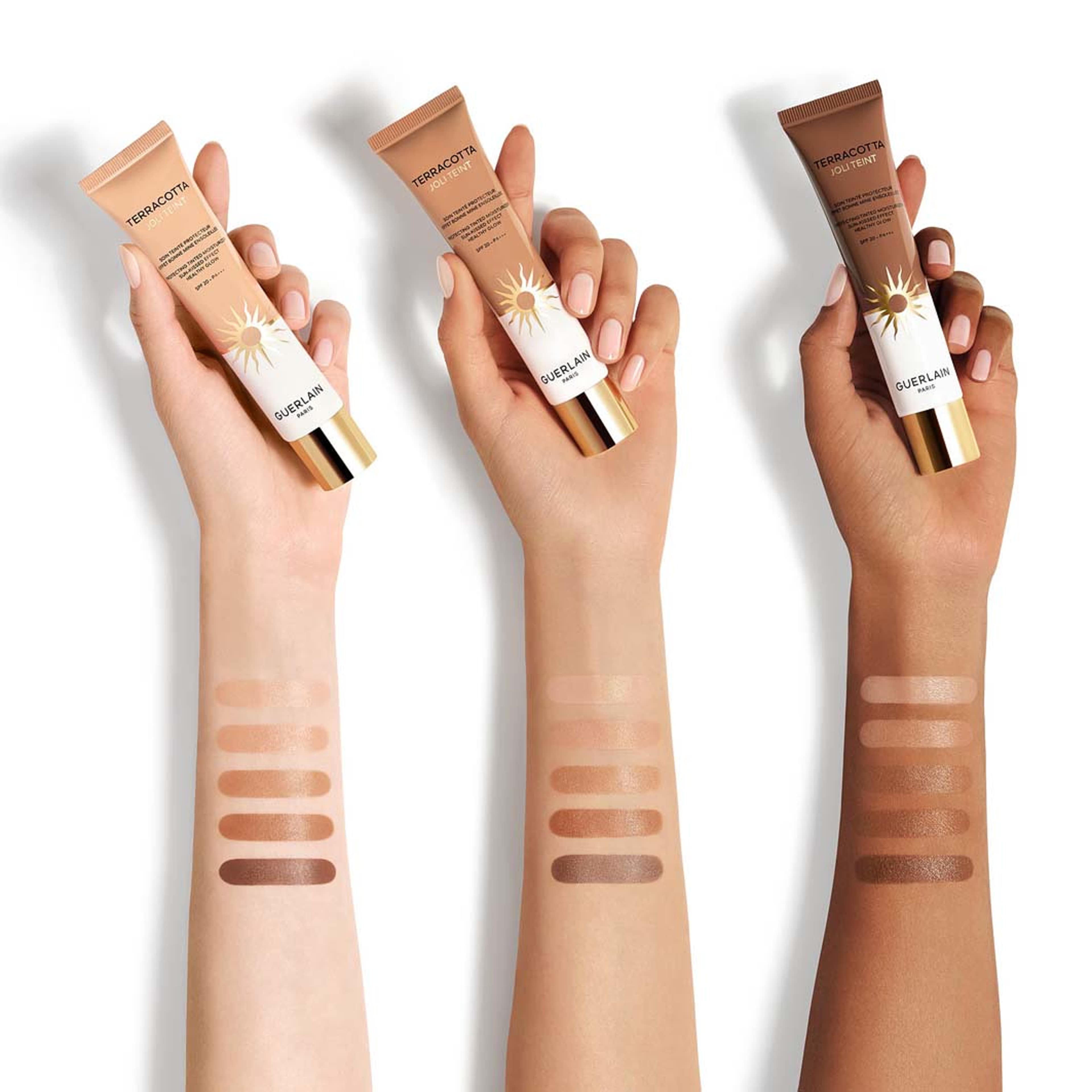 Terracotta Joli Teint SPF20, från Guerlain, i färgen Sunveil. Klicka för att öppna bilden i stort format