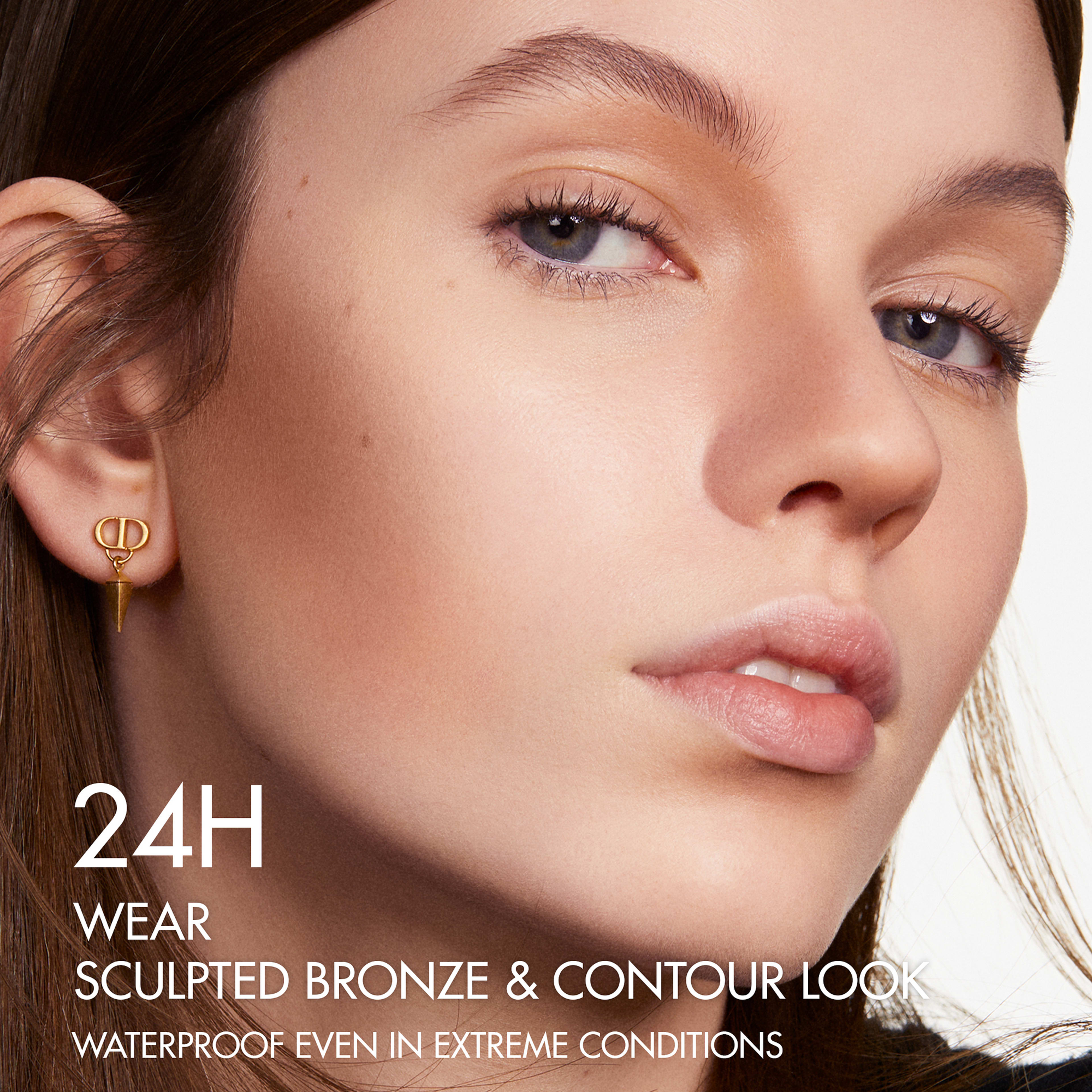 Dior Forever Skin Contour Skulpterande och bronzande ansiktsstick