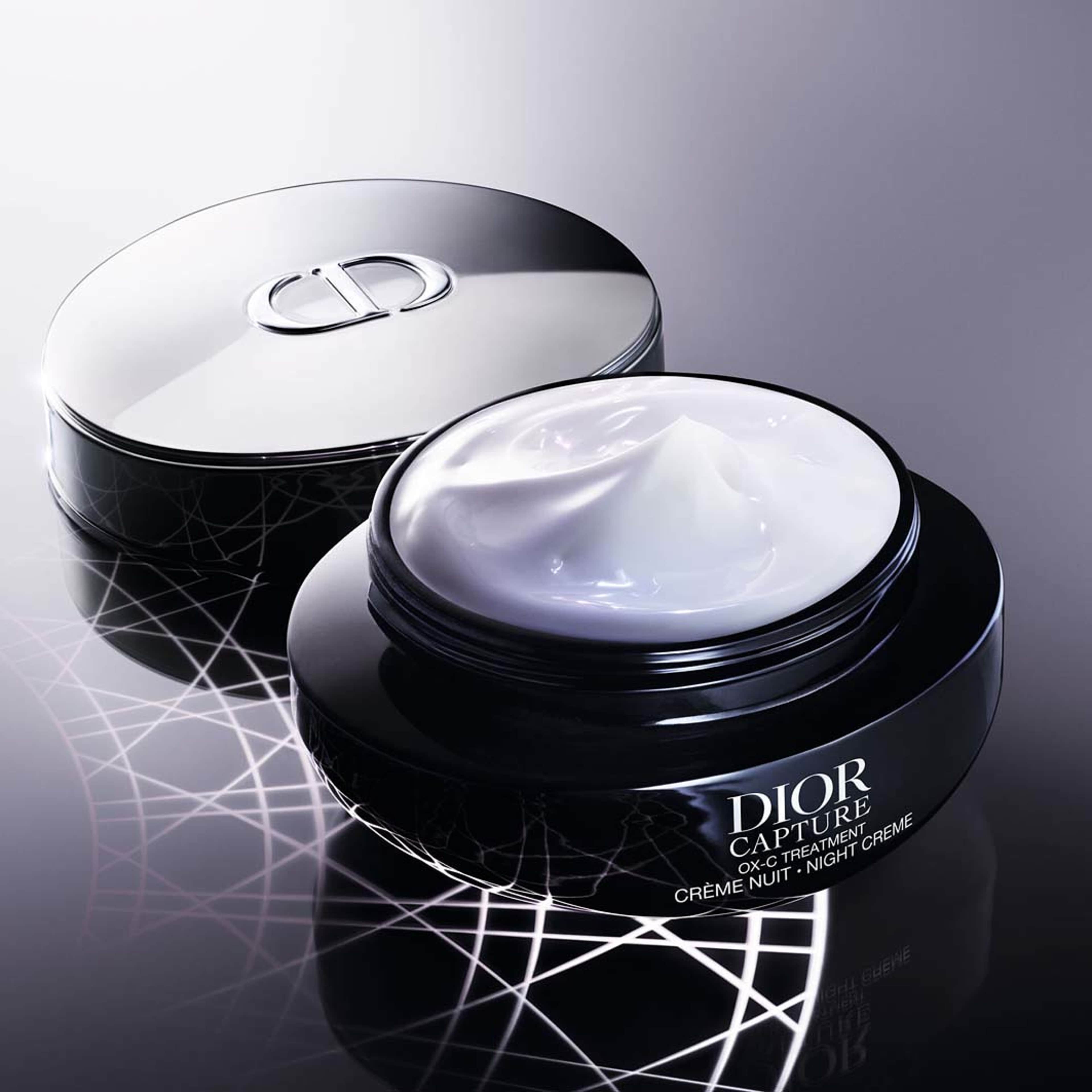 Dior Capture Night Creme, från DIOR. Klicka för att öppna bilden i stort format