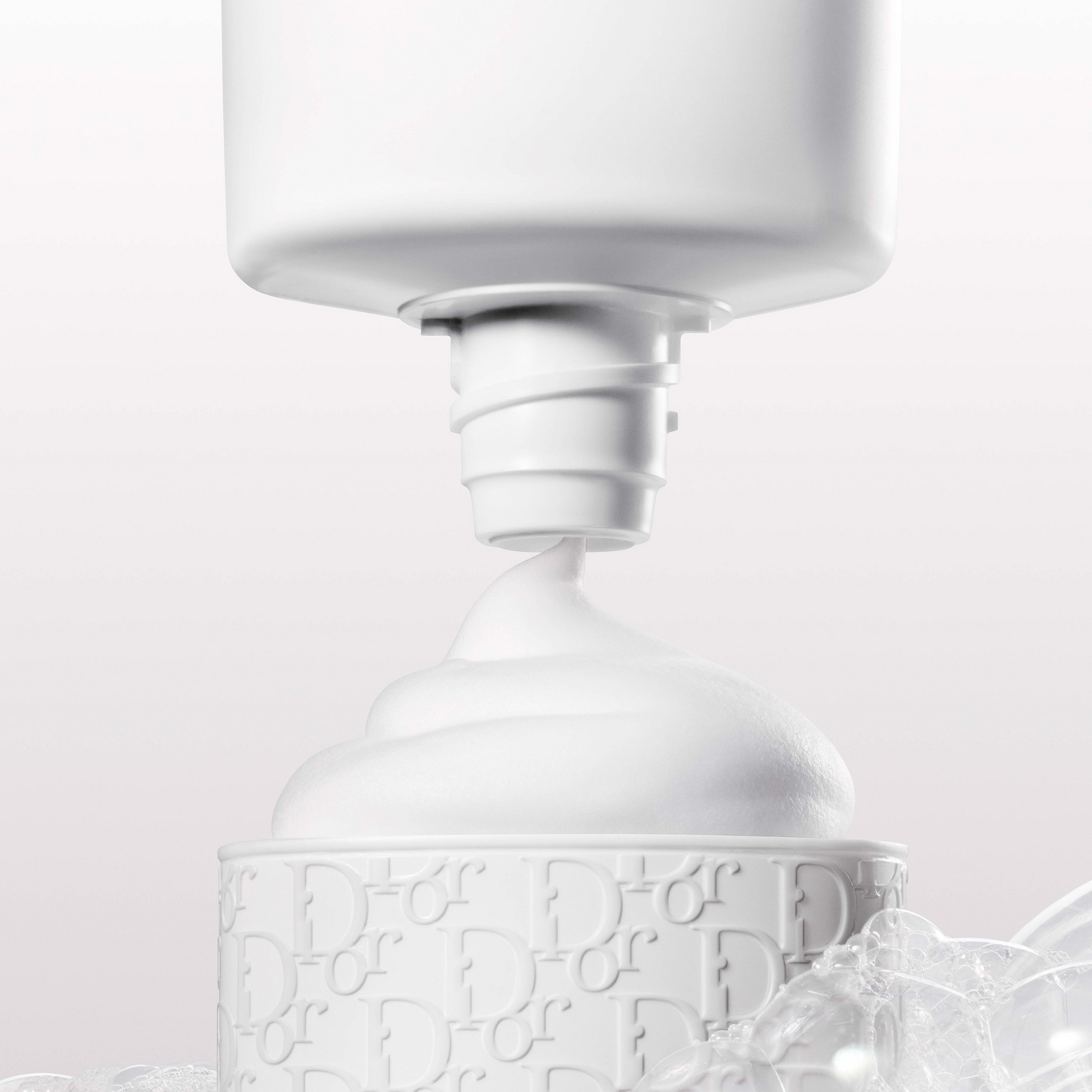 La Mousse OFF/ON Foaming Cleanser