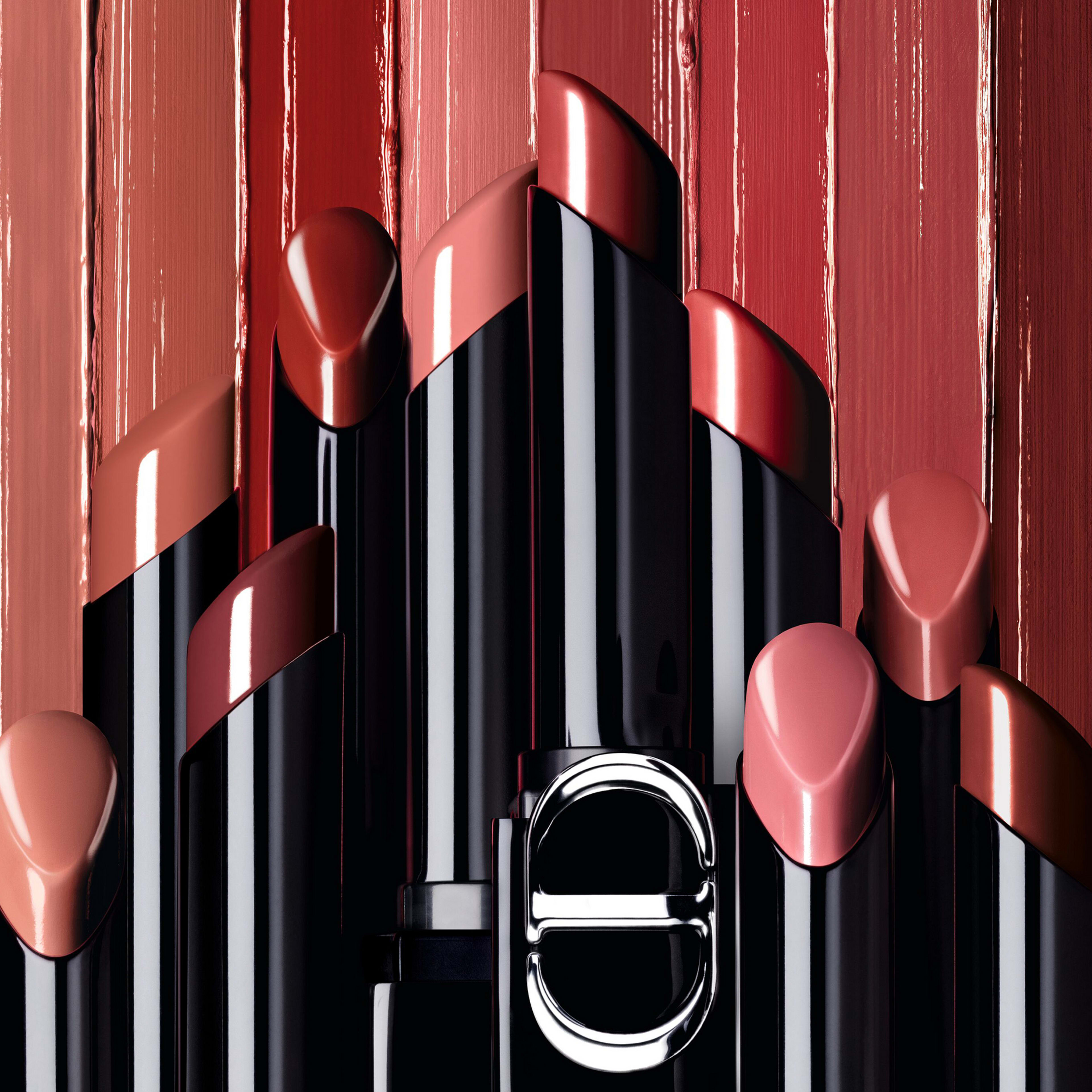 Rouge Dior On Stage Ultra Longwear Lipstick with a Shine Finish, från DIOR, i färgen 565. Klicka för att öppna bilden i stort format
