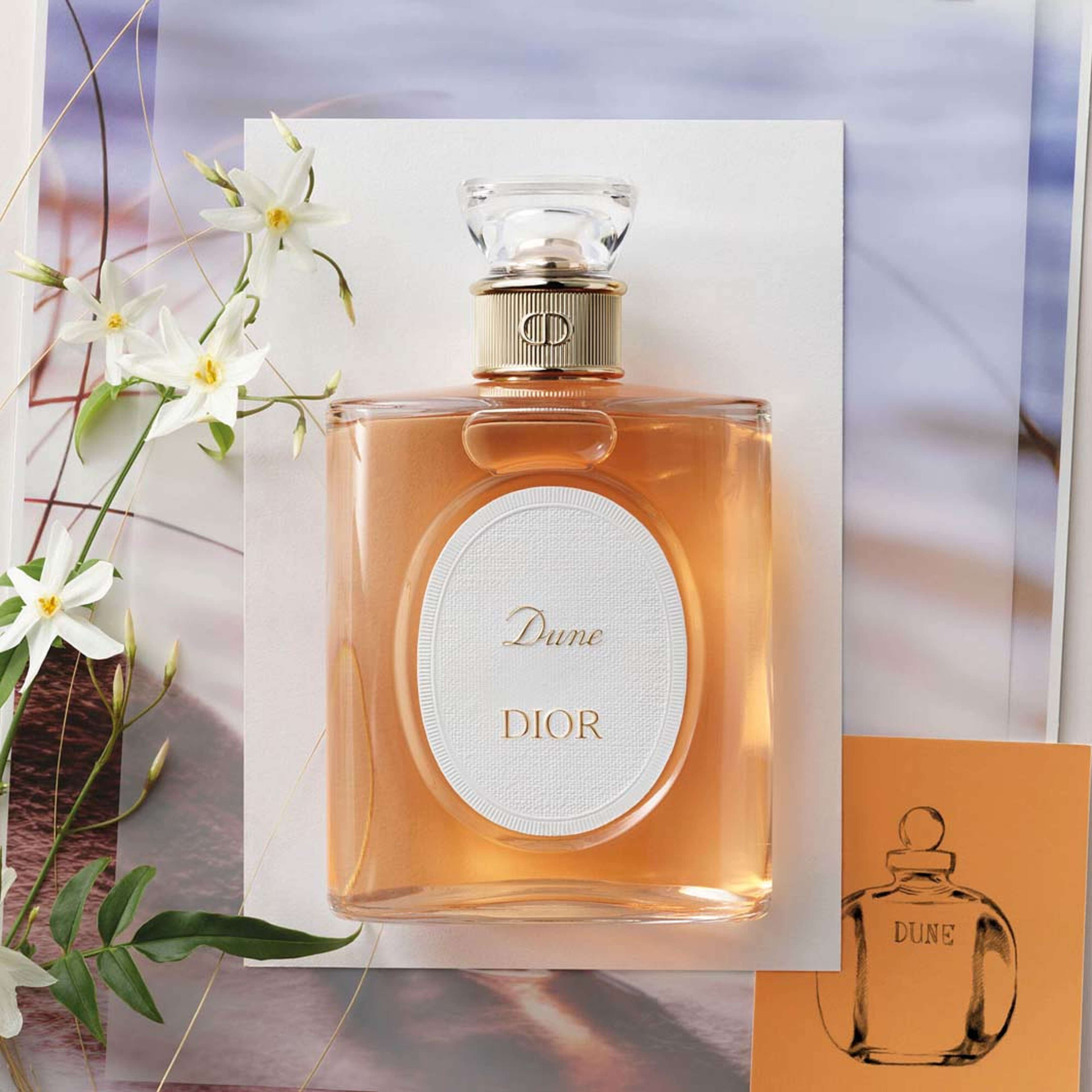 Dune Eau de toilette - Floral and amber notes, från DIOR. Klicka för att öppna bilden i stort format