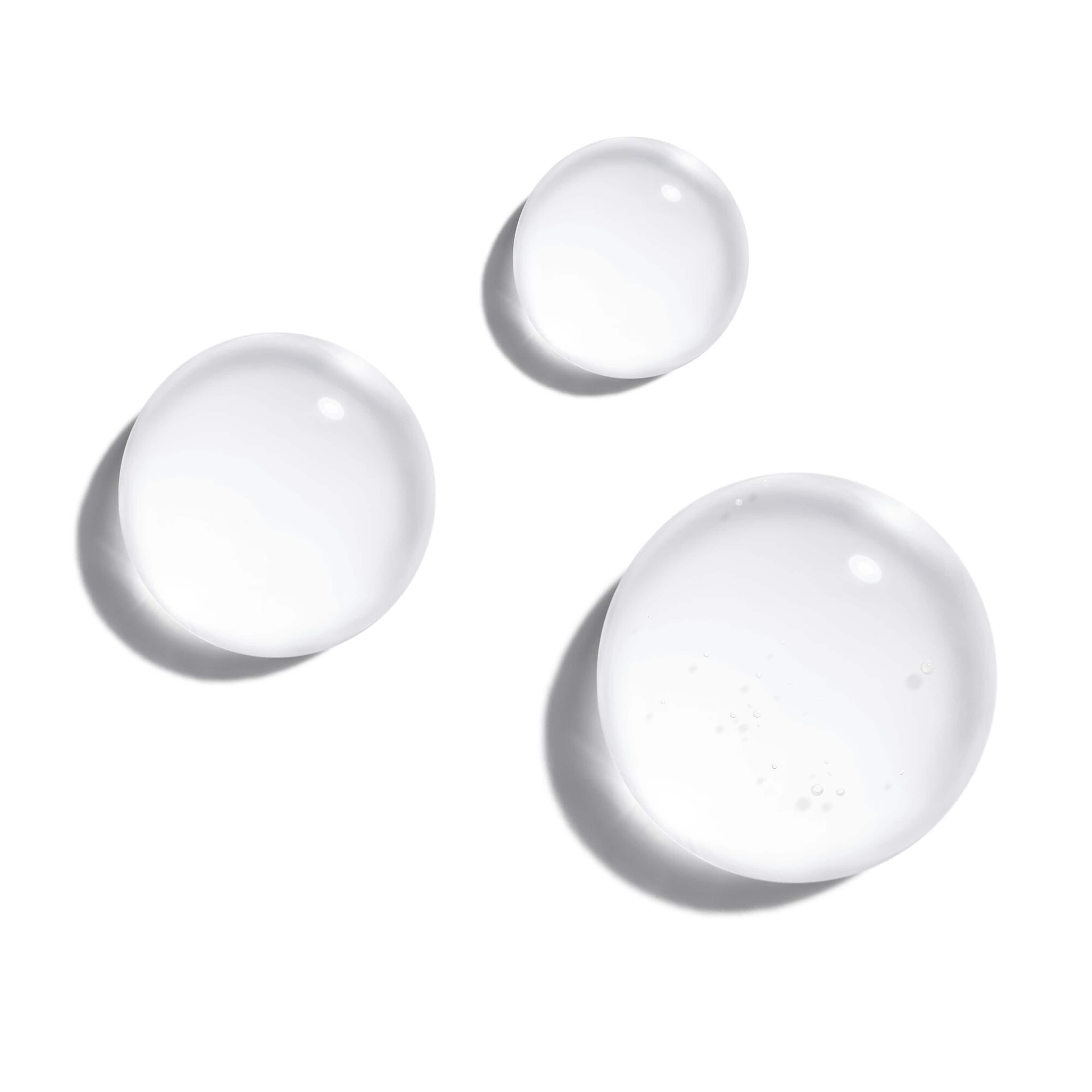 L'Eau Micellaire OFF/ON, från DIOR. Klicka för att öppna bilden i stort format