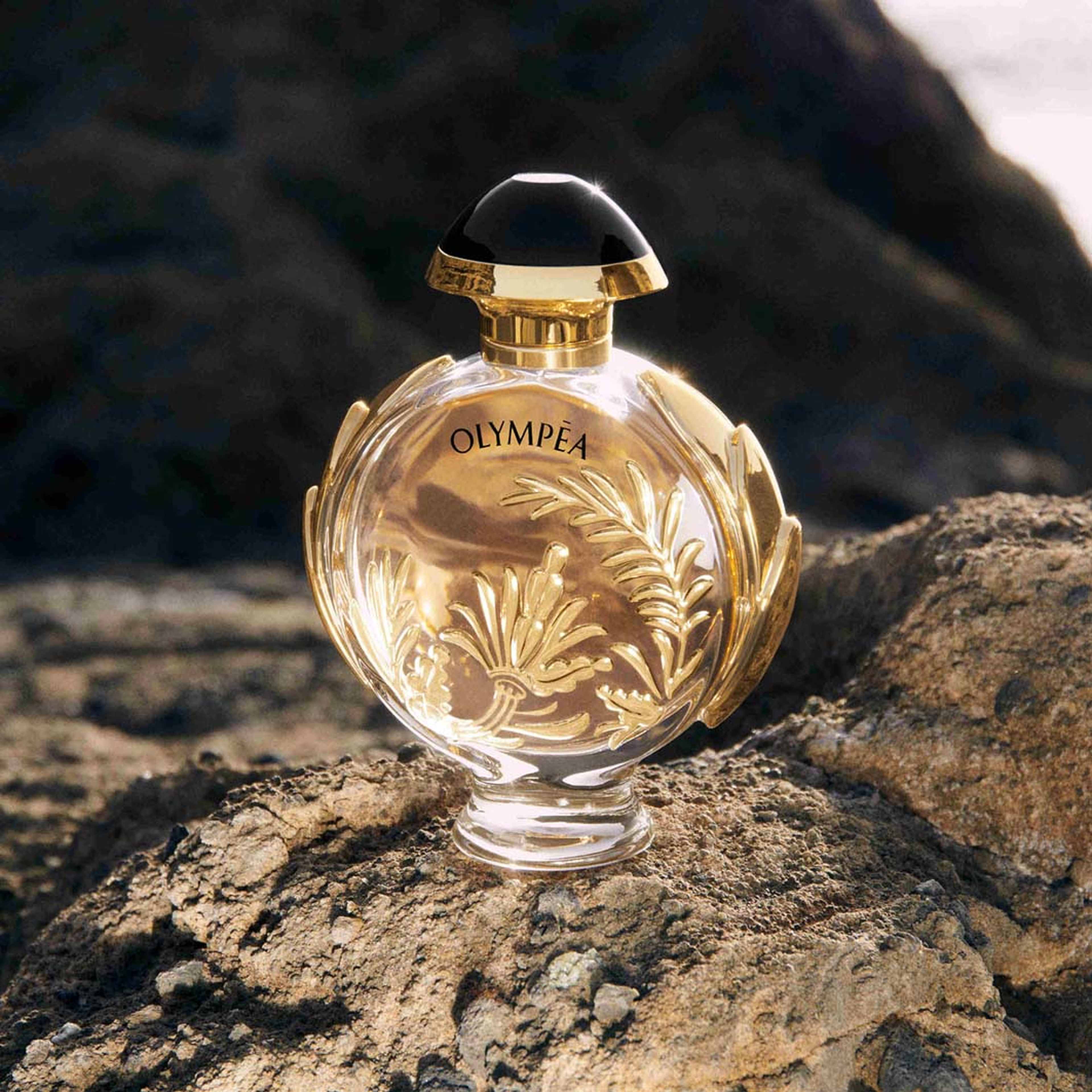 Olympea Solar Eau de parfum, från Rabanne. Klicka för att öppna bilden i stort format