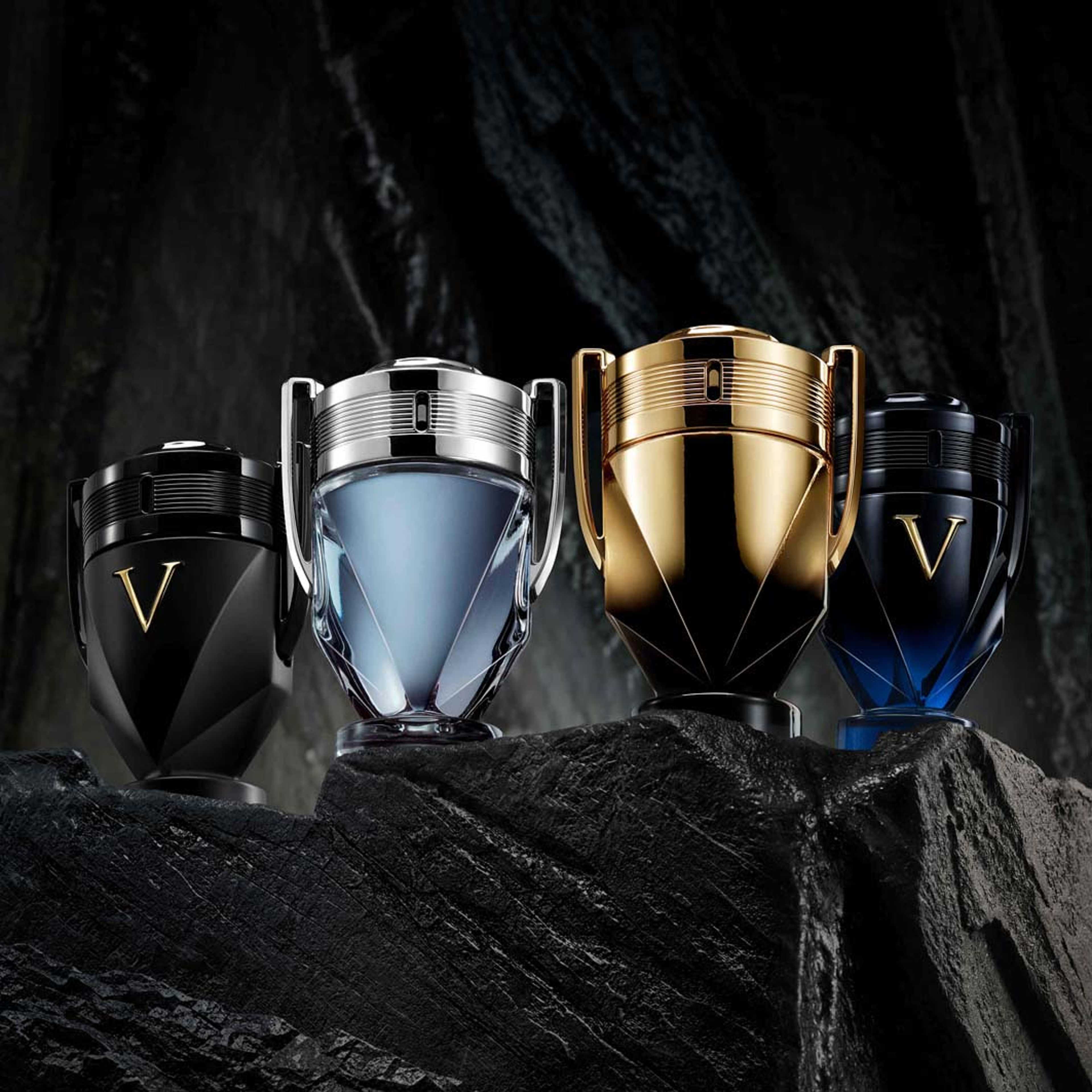 Invictus Victory Elixir Parfum Intense, från Rabanne. Klicka för att öppna bilden i stort format