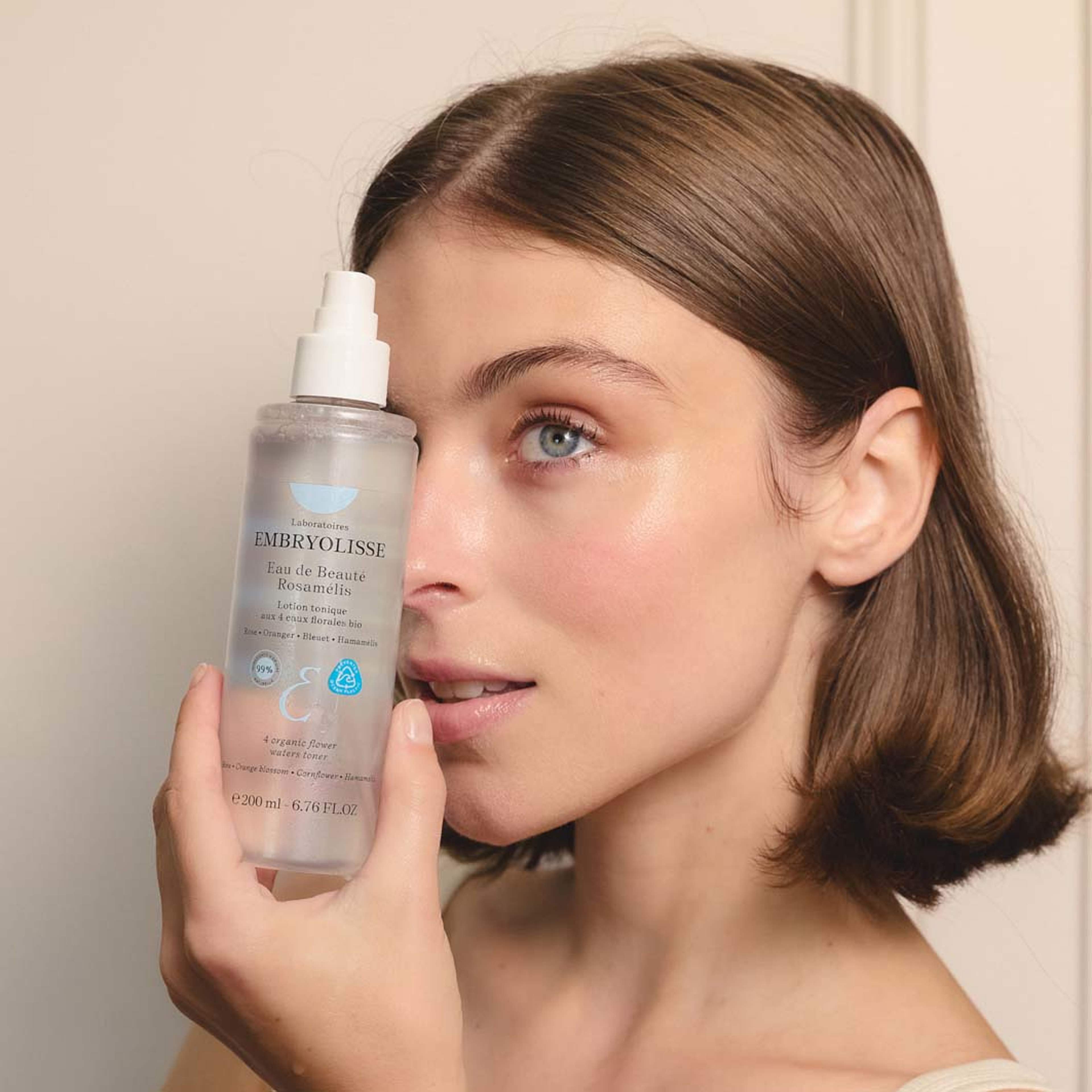 Eau De Beaute Rosamelis, från Embryolisse. Klicka för att öppna bilden i stort format